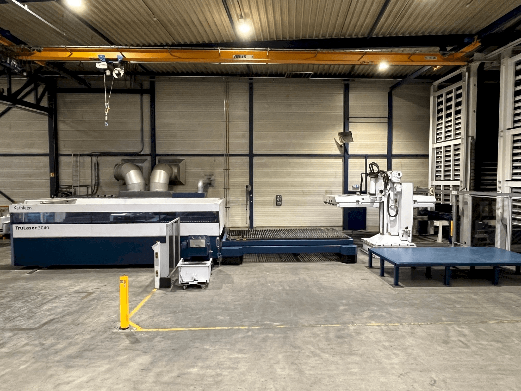 Front view of Trumpf TruLaser 3040 6kW CO2 + Liftmaster machine