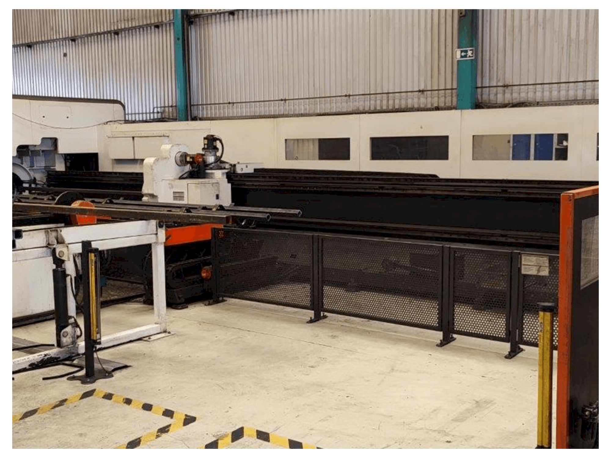 Front view of Mazak Fabri Gear 220 4kW machine