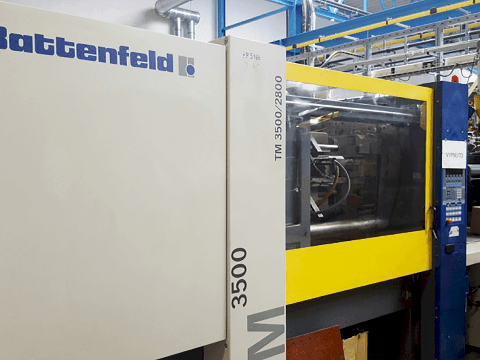 Front view of Battenfeld TM 3500/2800 machine