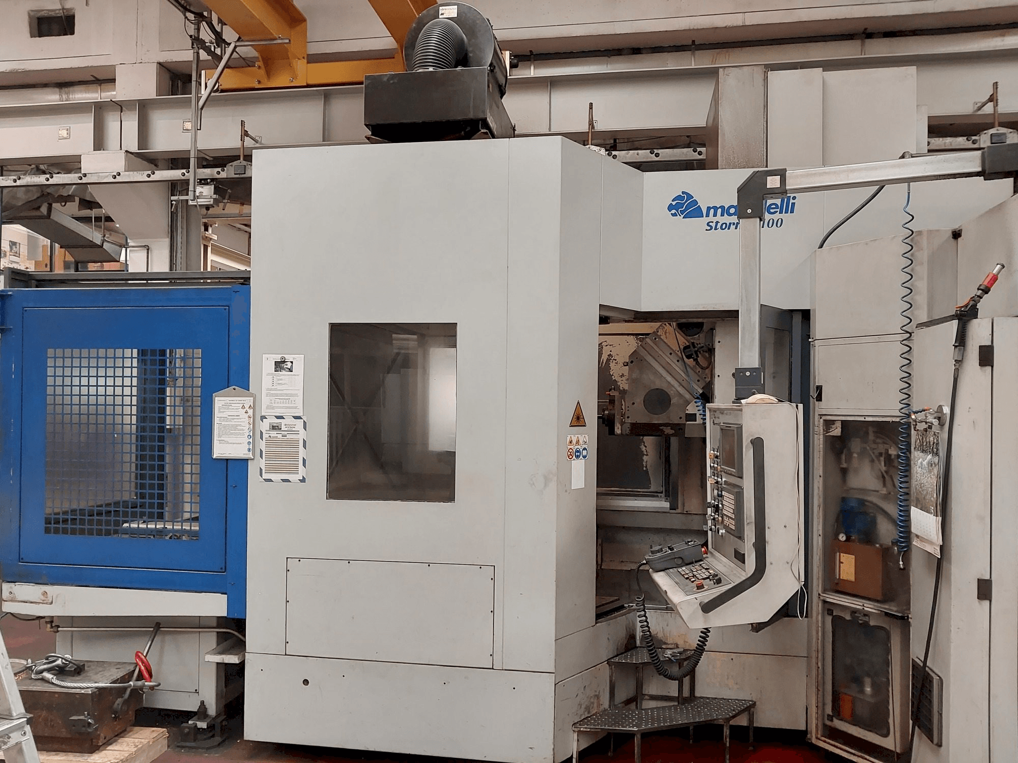 Front view of Mandelli storm 1100 machine