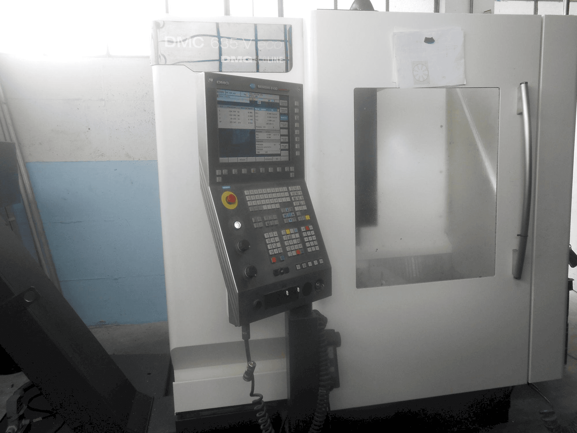 Front view of DECKEL MAHO DMC 635V machine