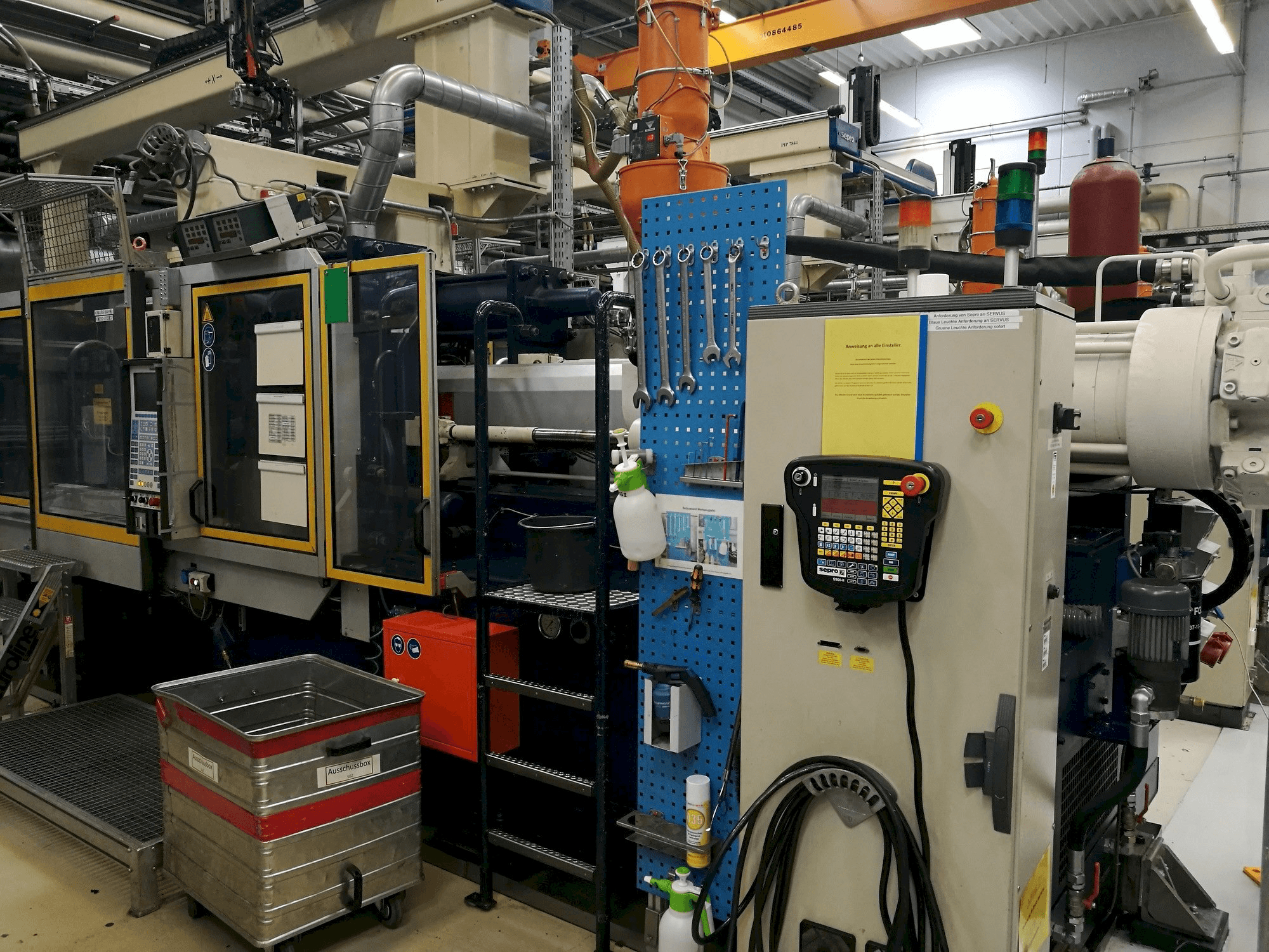 Front view of Krauss Maffei 350-2700 C2 machine