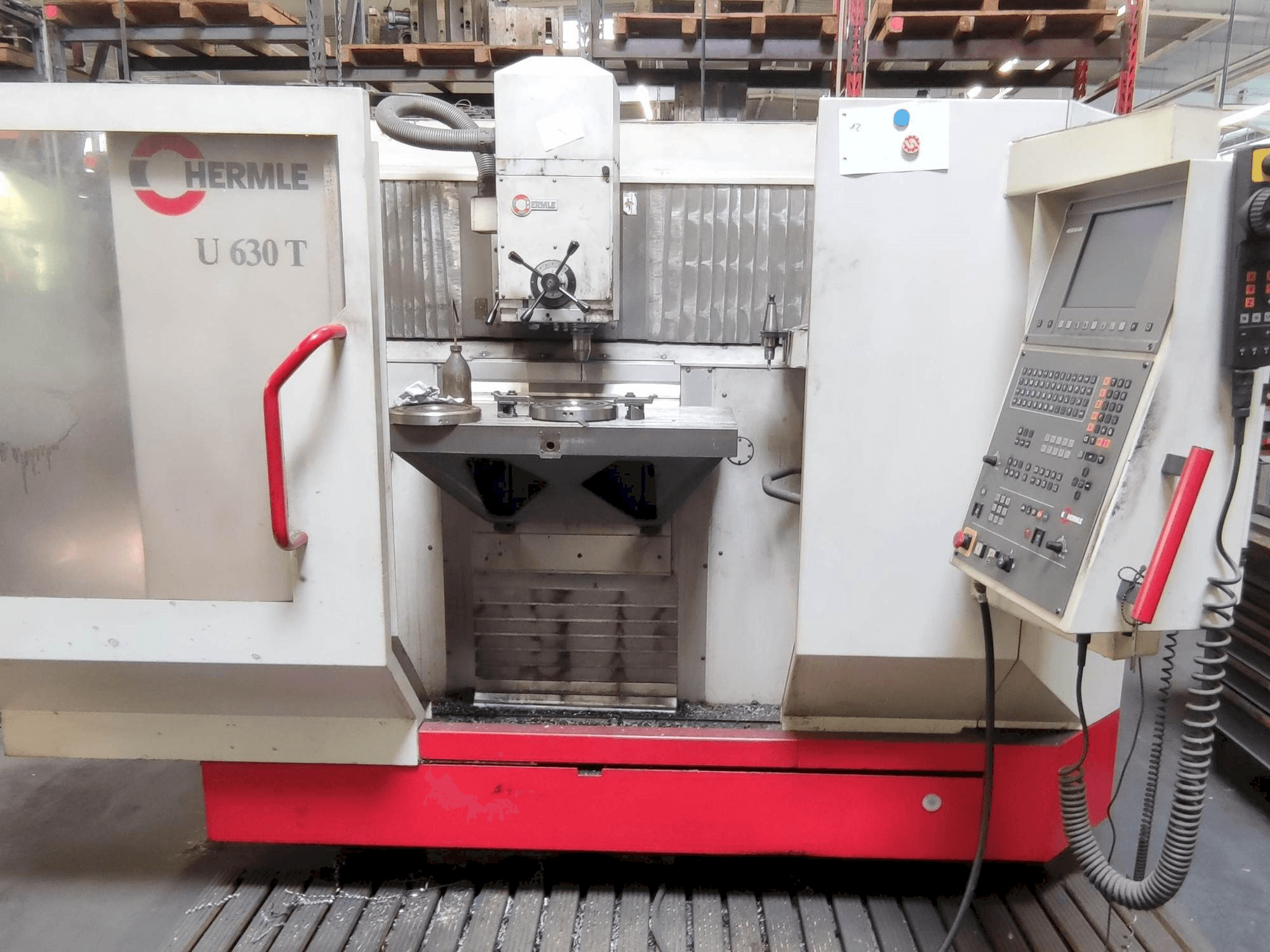 Front view of HERMLE U630T machine