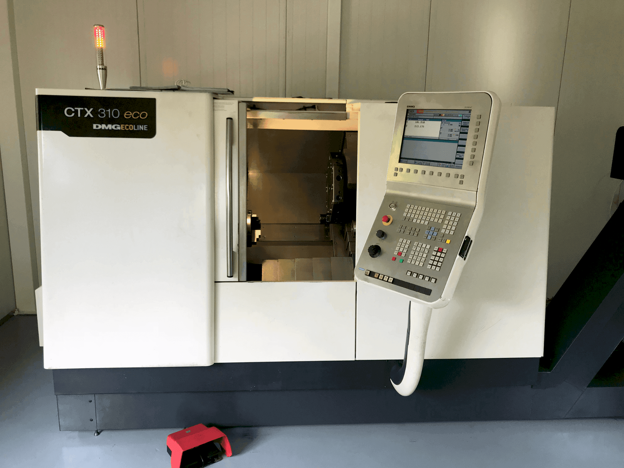 Front view of DMG CTX 310 ecoline machine