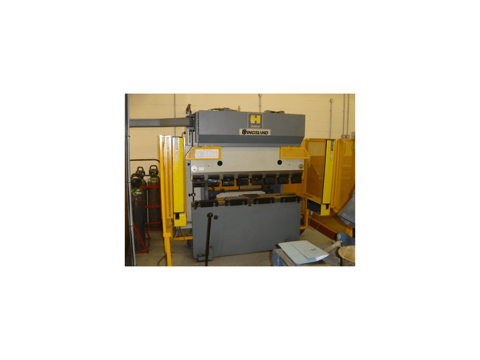 Front view of HACO PPM 1640 machine
