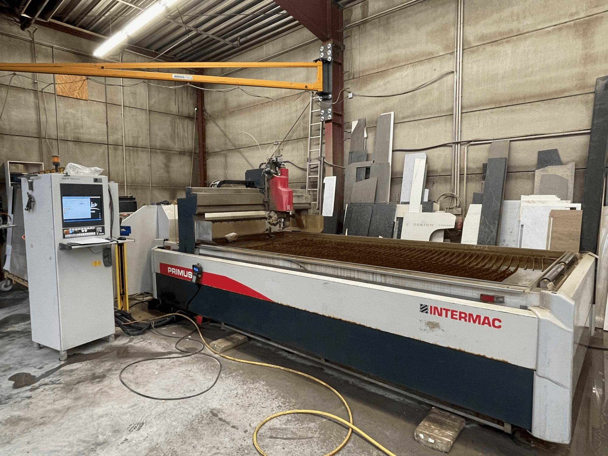 Front view of Intermac Primus 184 machine