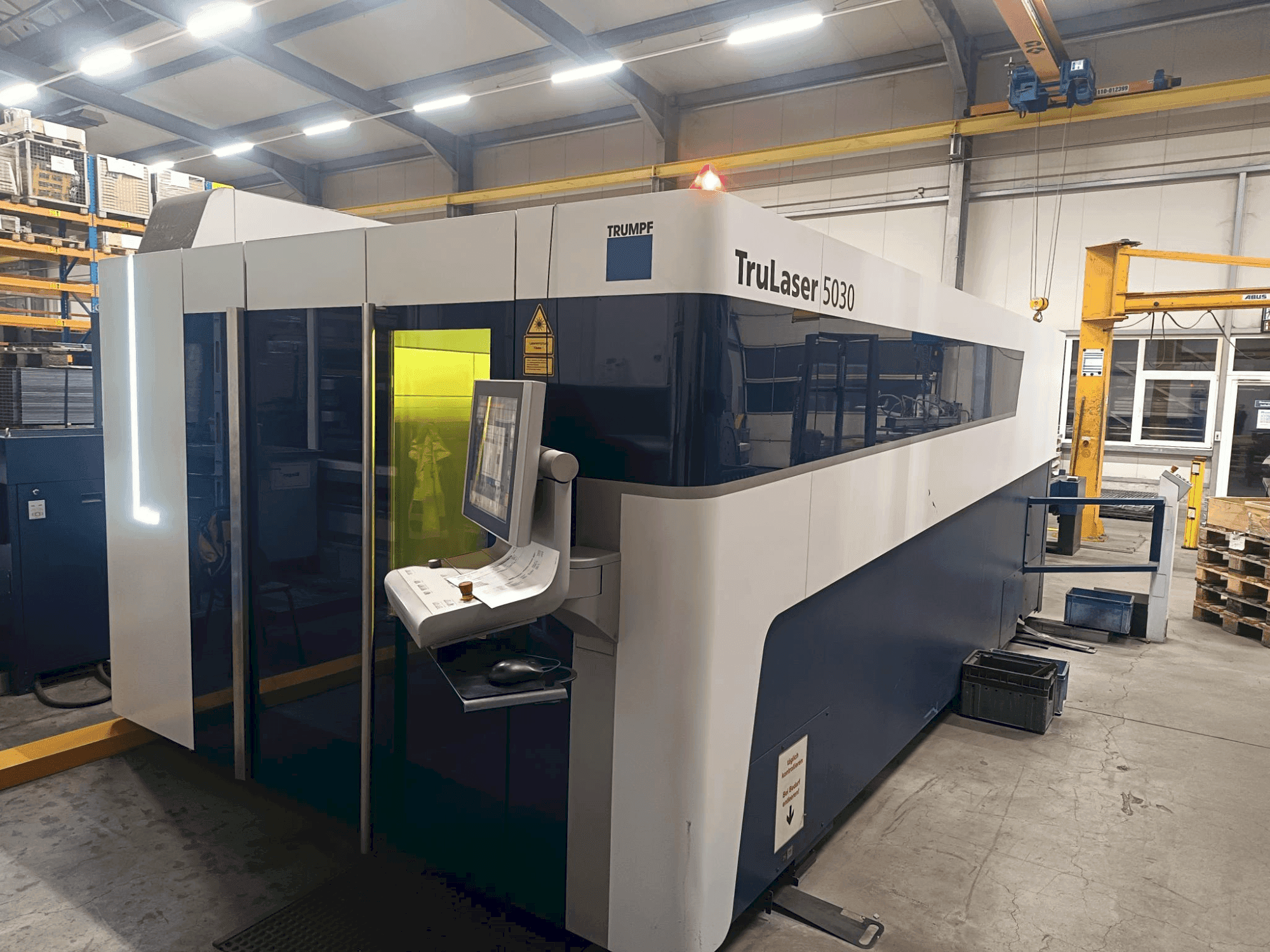 Front view of TRUMPF Trulaser 5030 Fiber machine