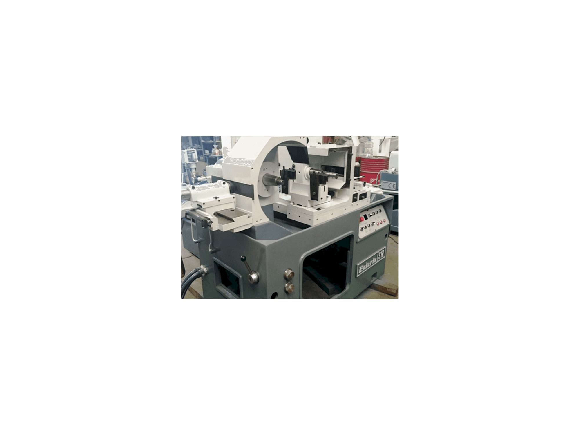 Front view of Estarta 312 machine