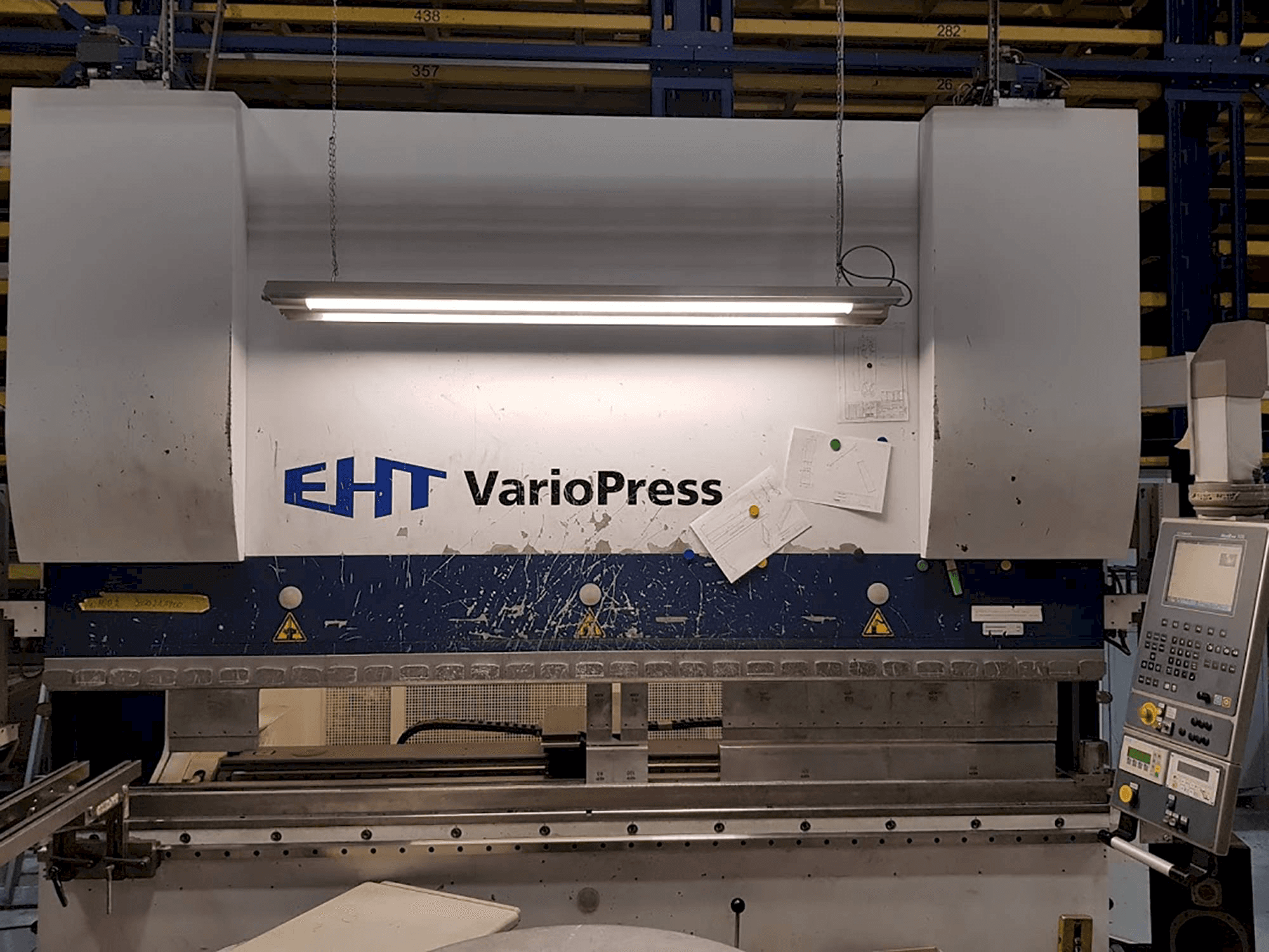 Front view of EHT VarioPress 170-30 machine