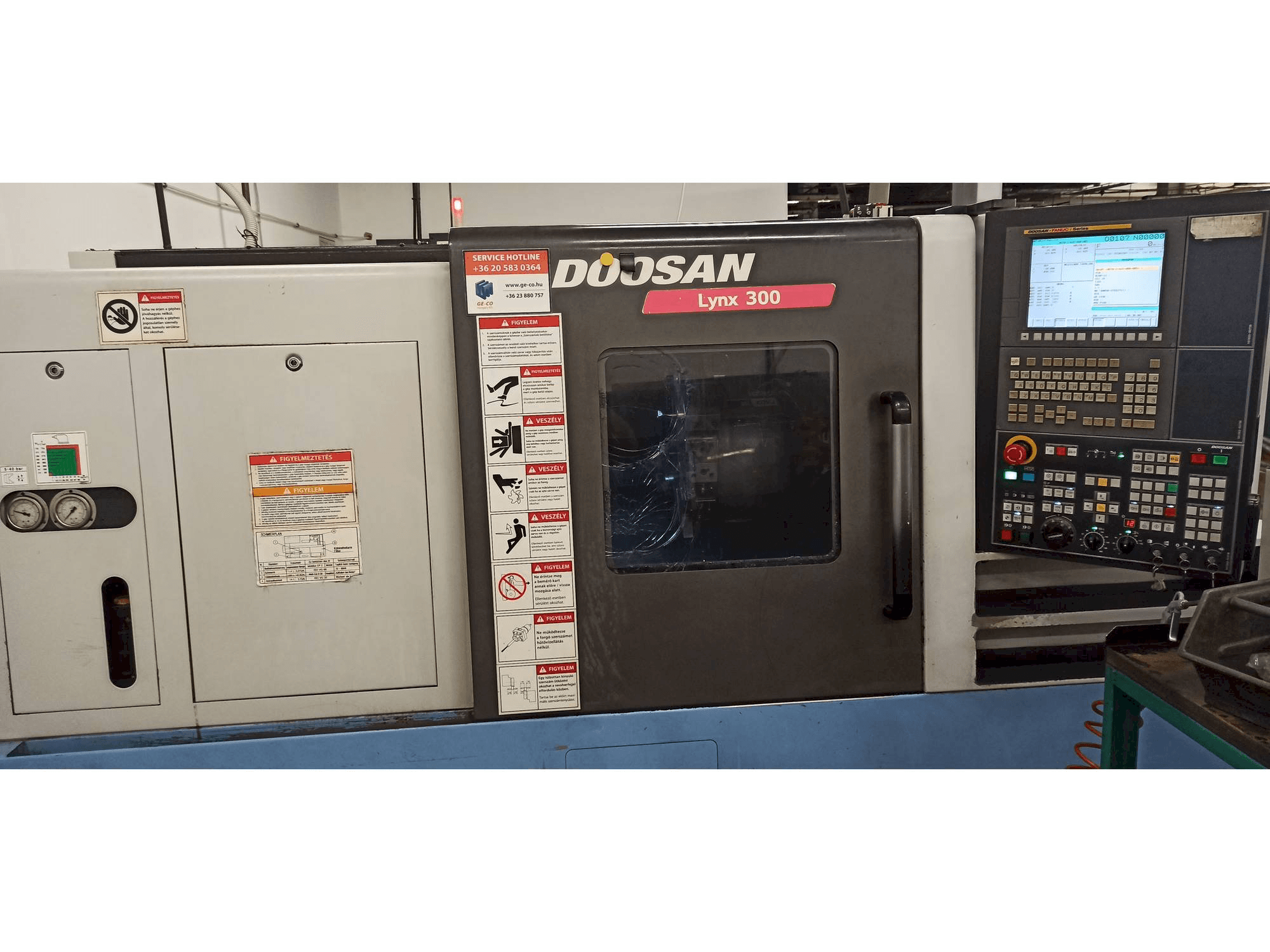 Front view of Doosan Lynx 300 machine