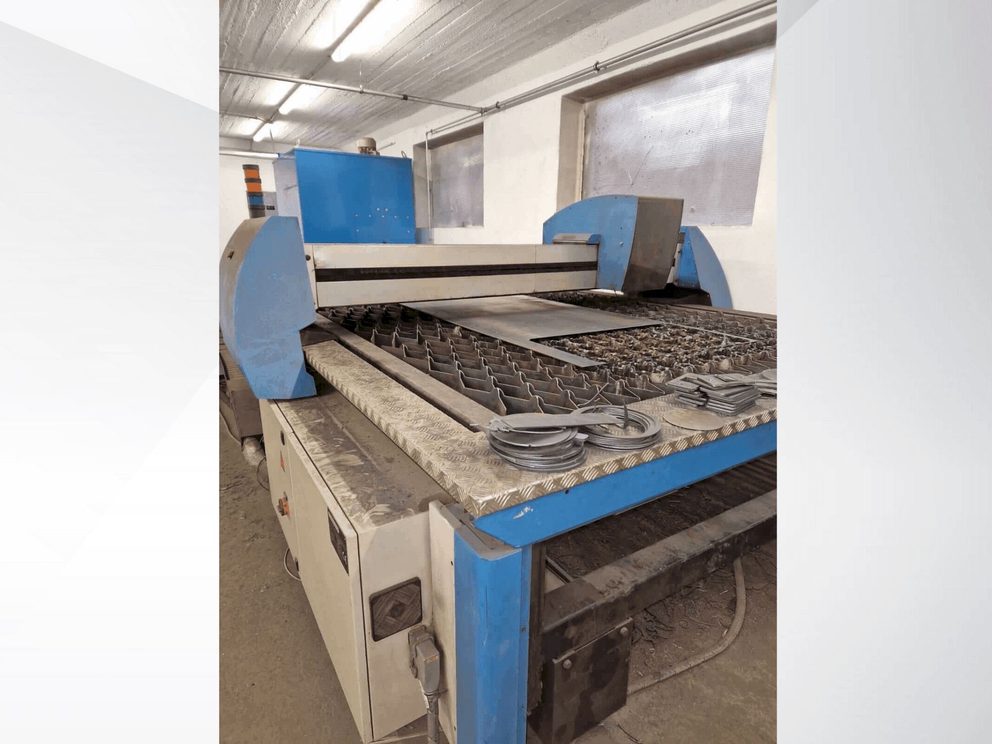 Front view of GASPARINI 2040 machine
