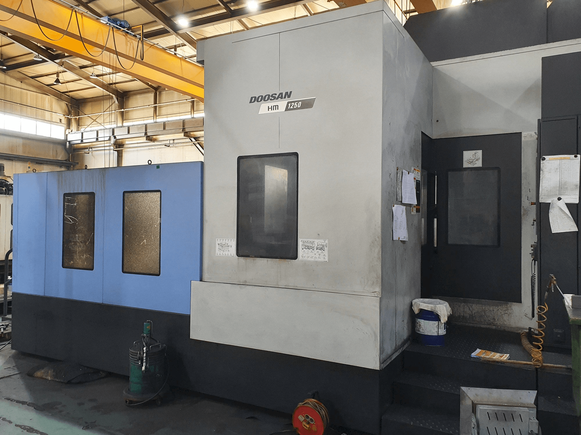 Front view of Doosan HM 1250 machine