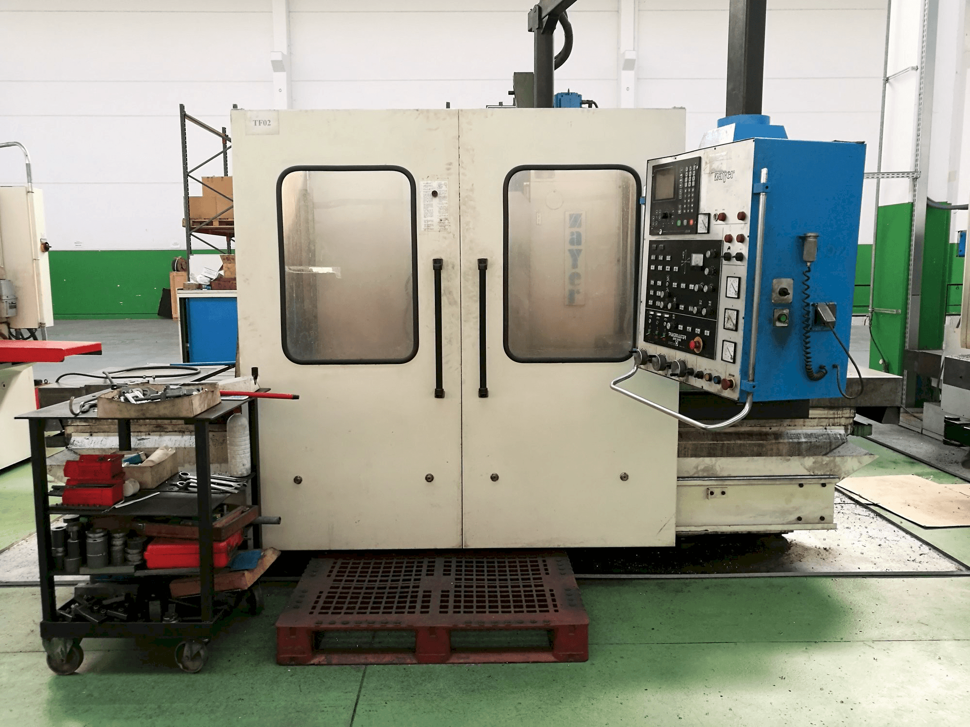 Front view of Zayer 3000 AF3 machine