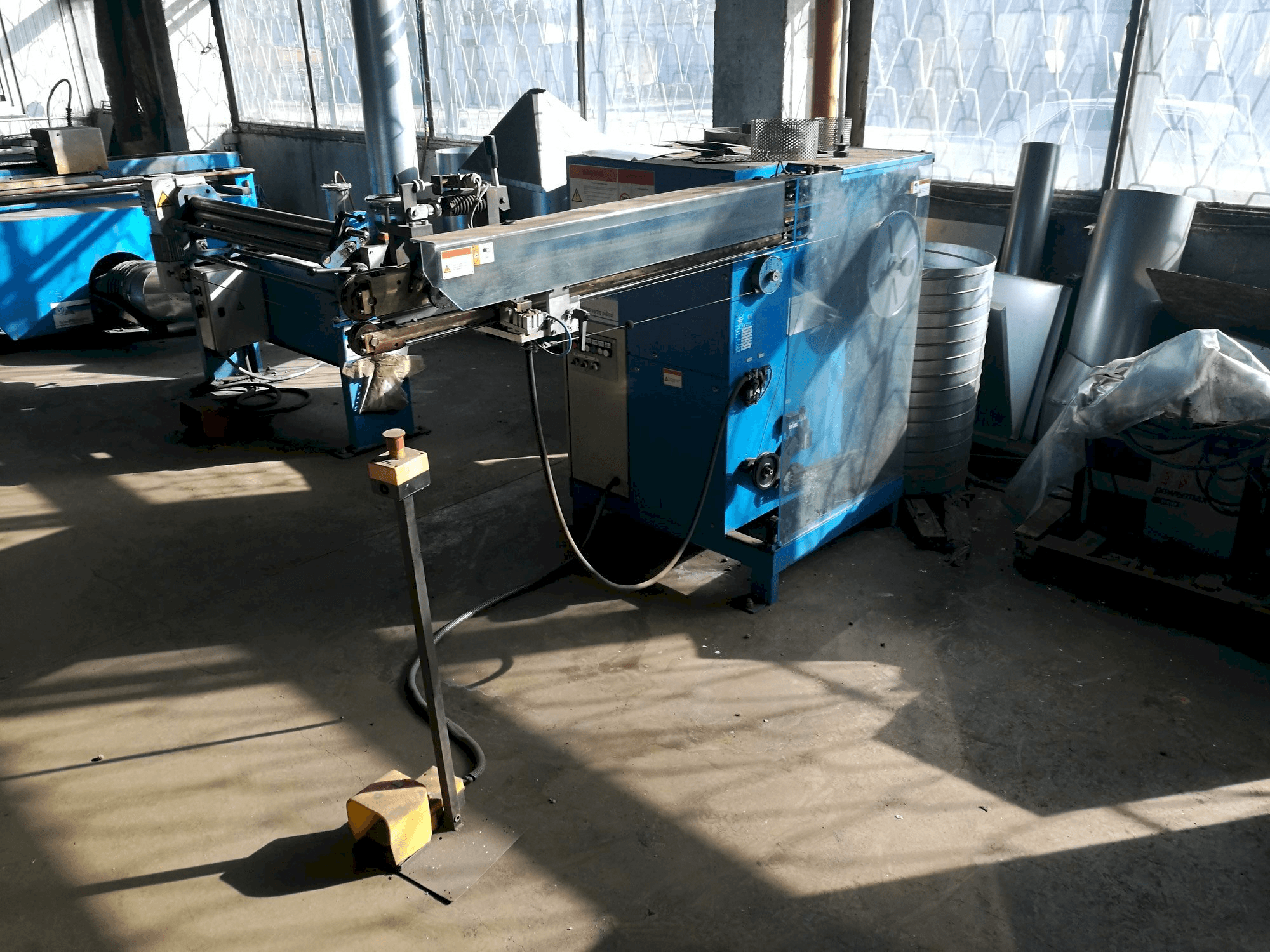 Front view of SPIRO VSTW-E Hg machine