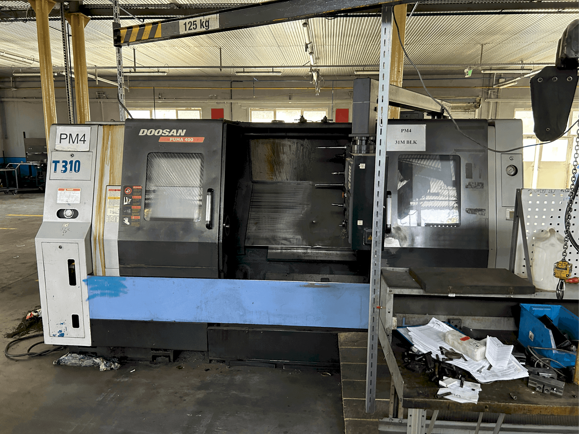 Front view of DOOSAN puma 400 B machine