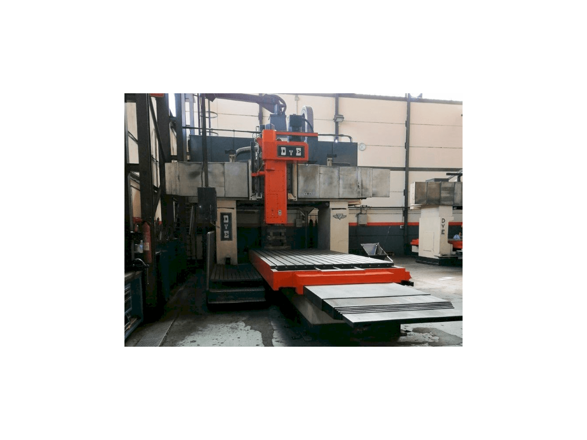 Front view of DYE FPF-2-C-NC machine