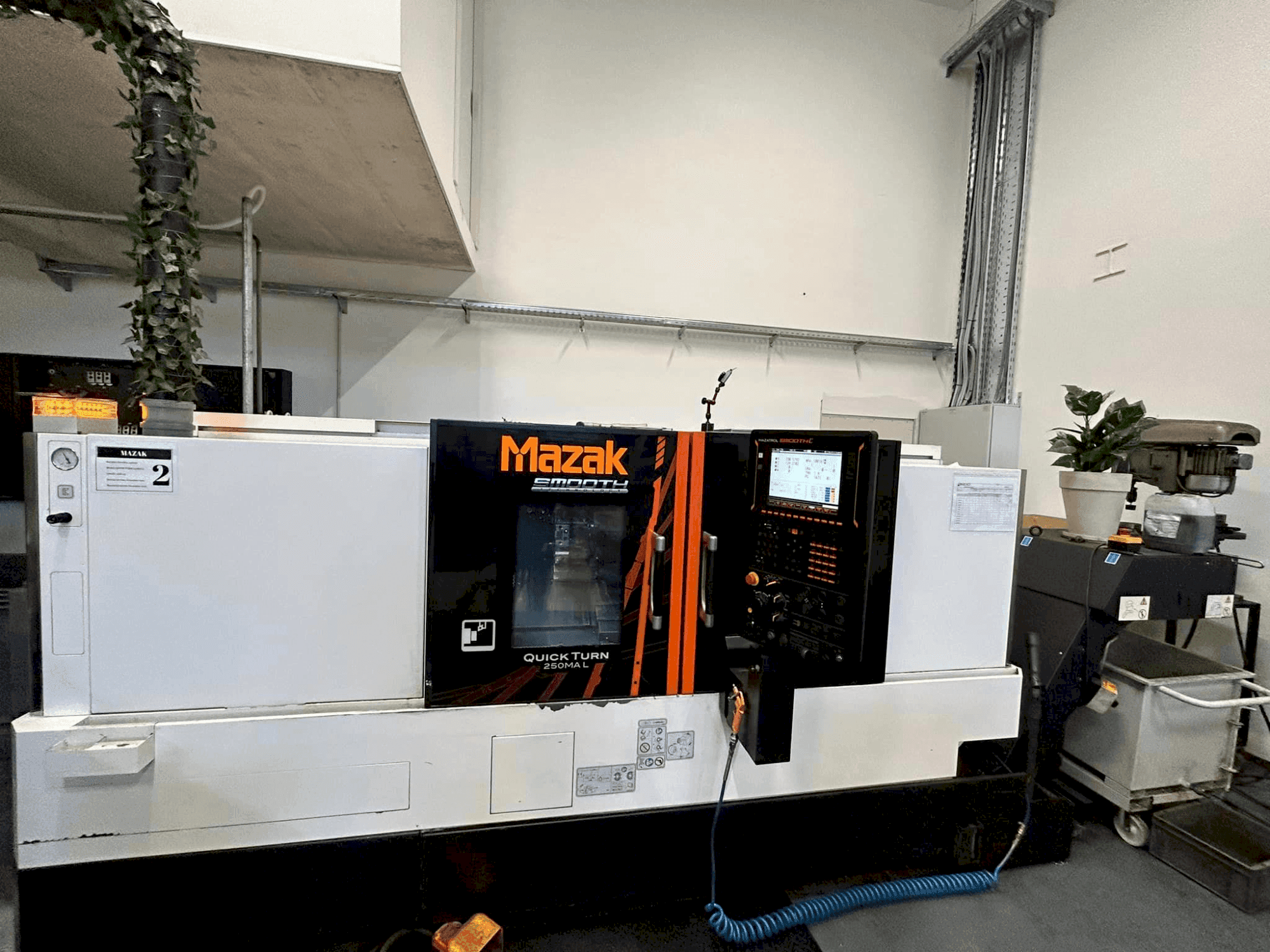Front view of Mazak QuickTurn 250MA L machine