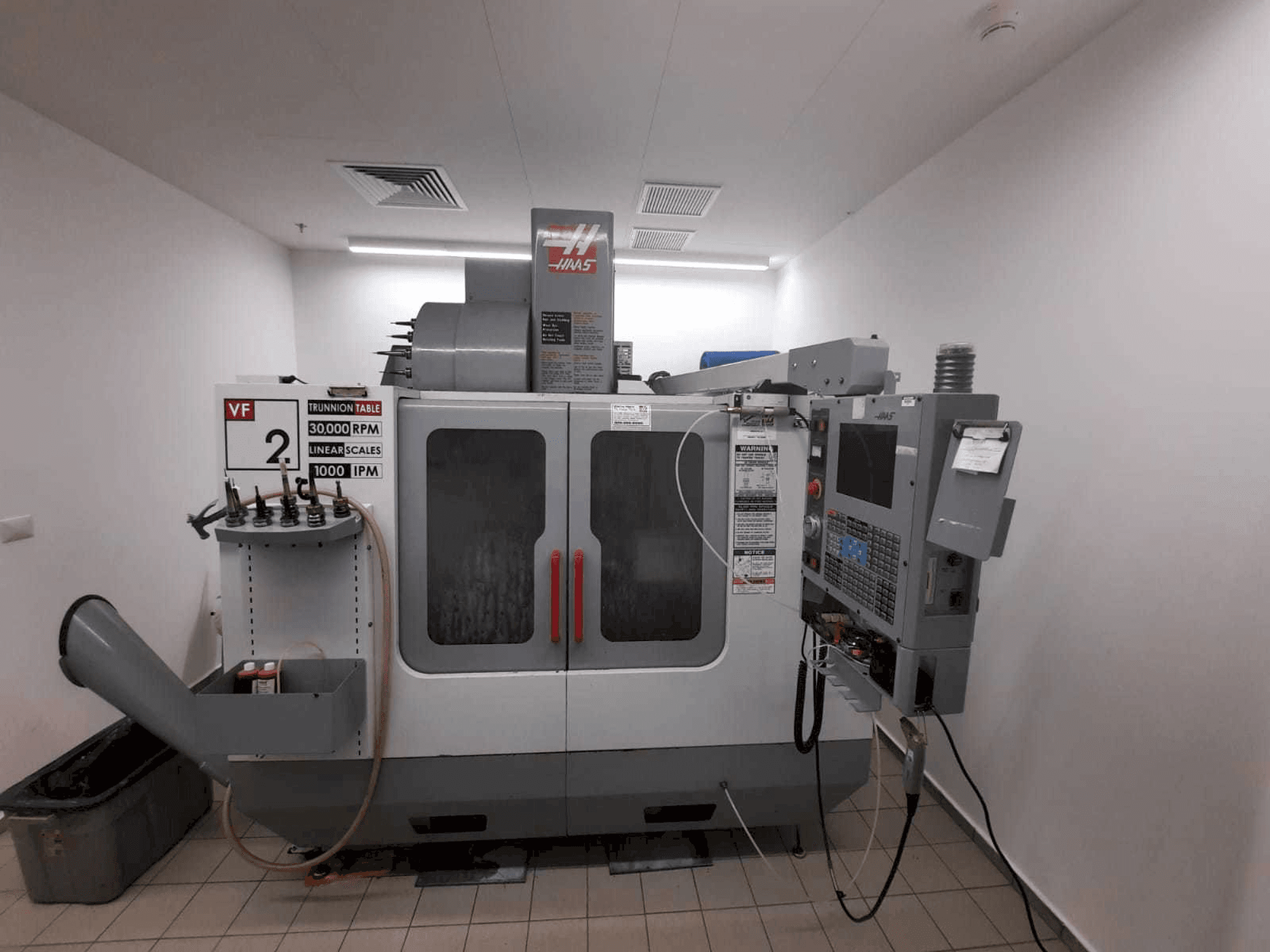 Front view of HAAS VF2 machine