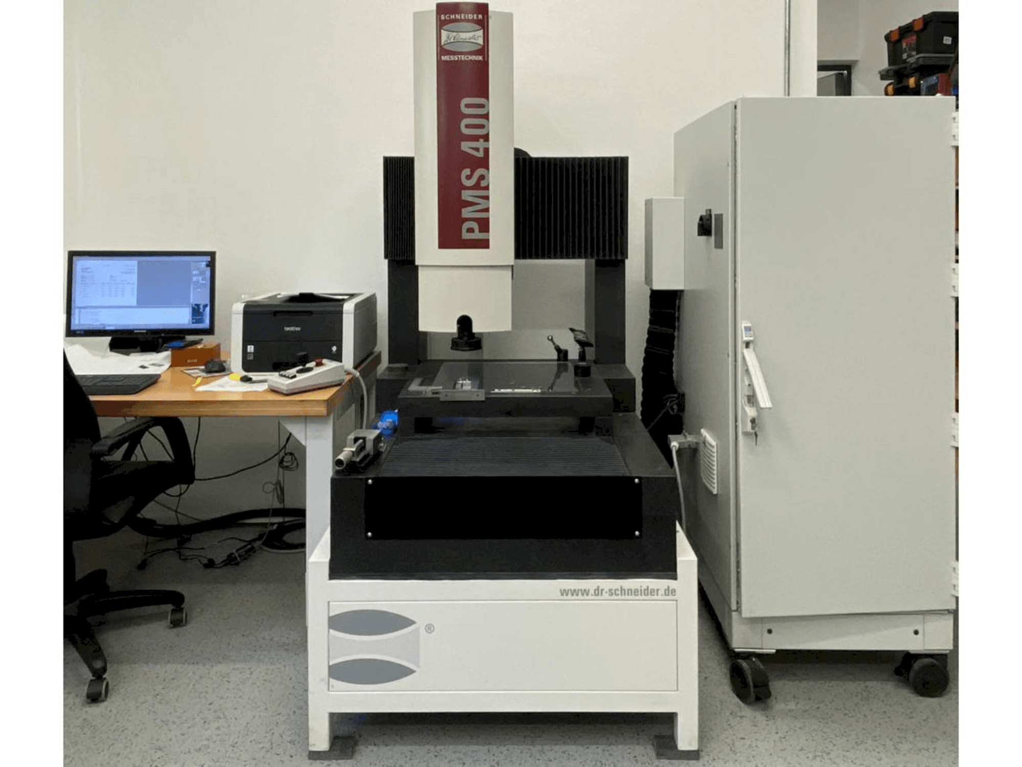 Front view of HEINRICH SCHNEIDER PMS 400 machine