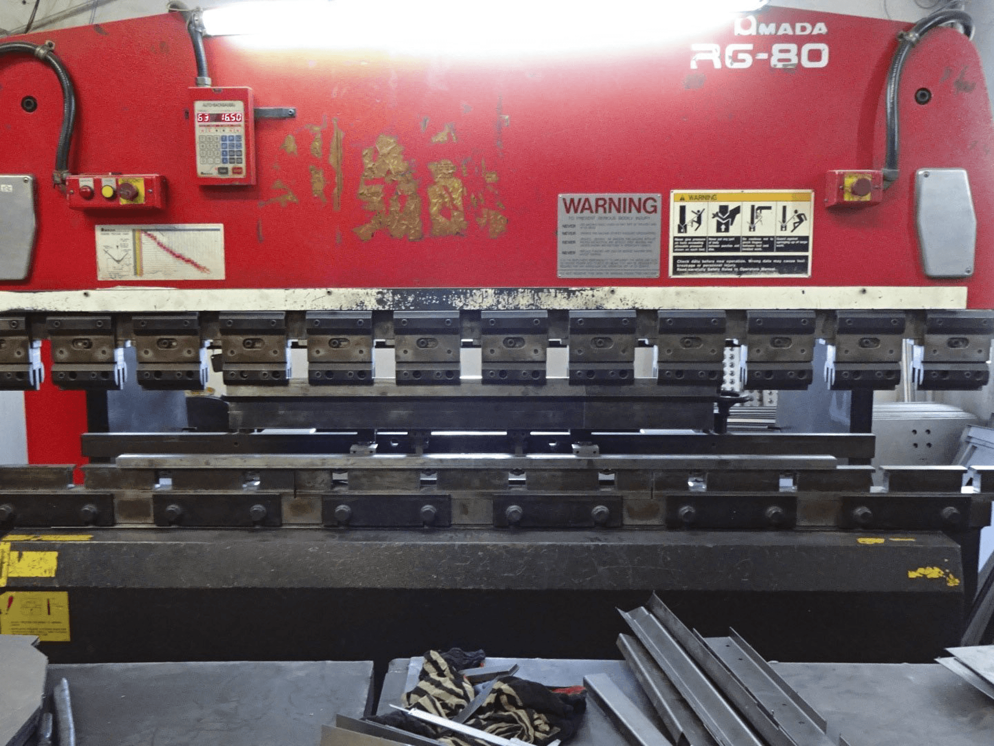 Front view of AMADA RG-80 Machine