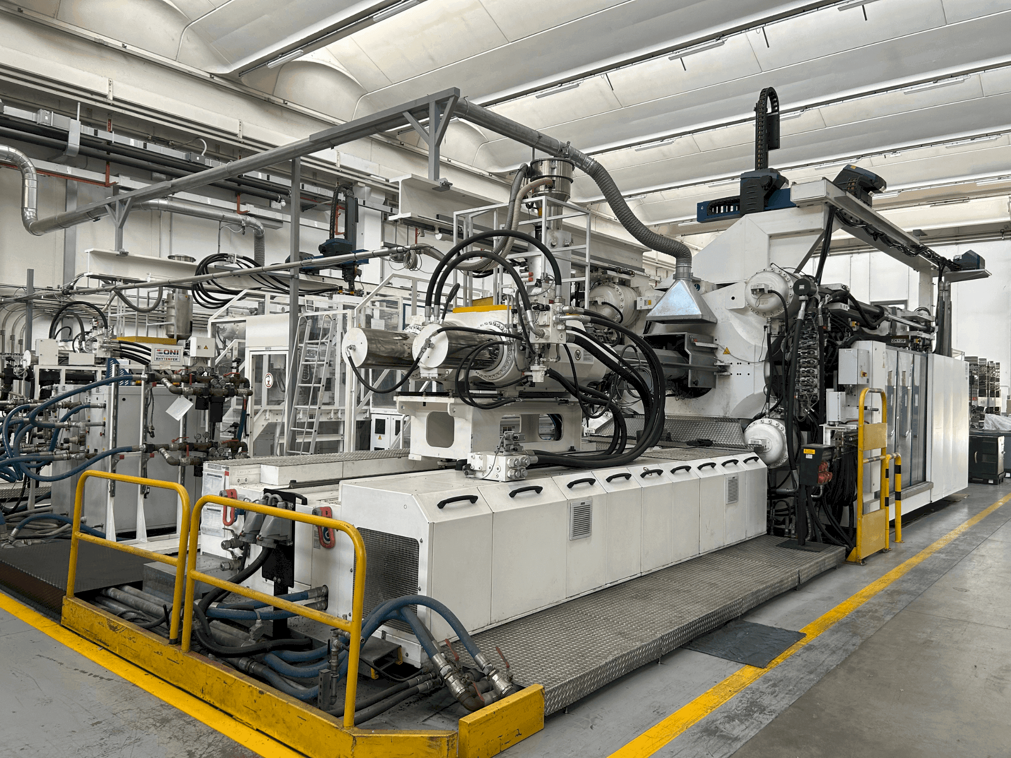 Front view of Engel Duo 7050/1100WPX machine