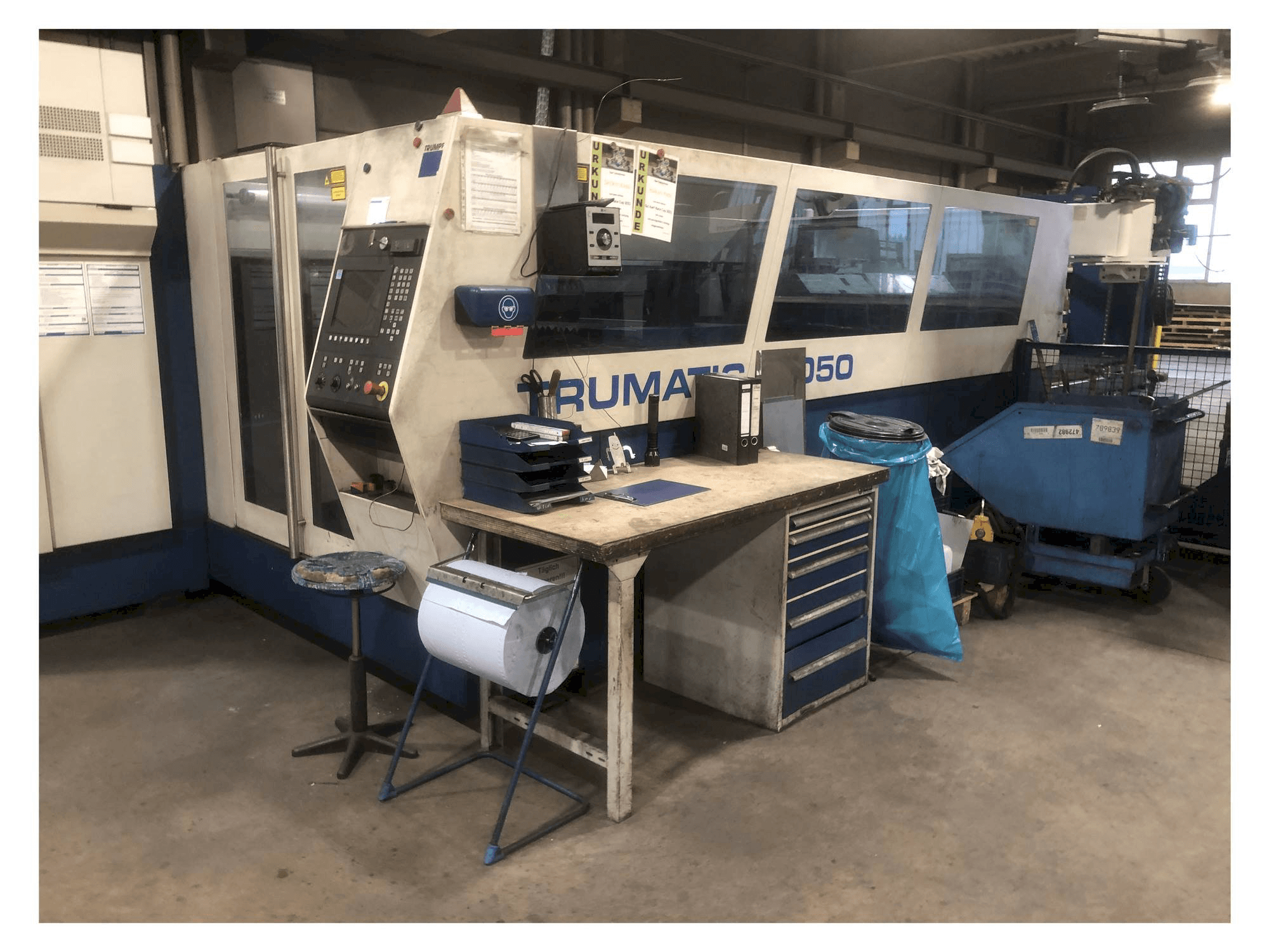 Front view of TRUMPF Trumatic L3050 machine
