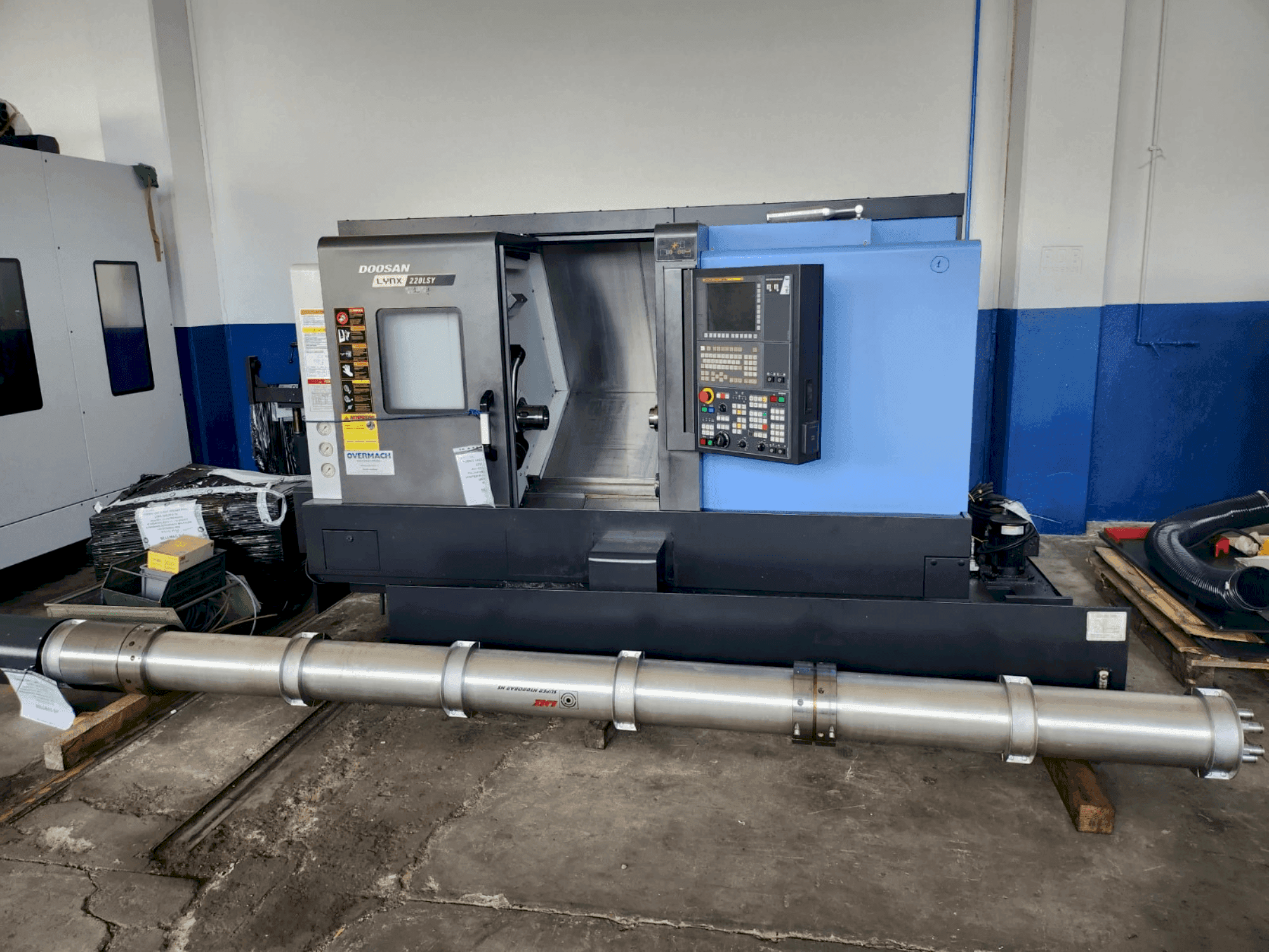 Front view of DOOSAN LYNX 220 LSYA machine