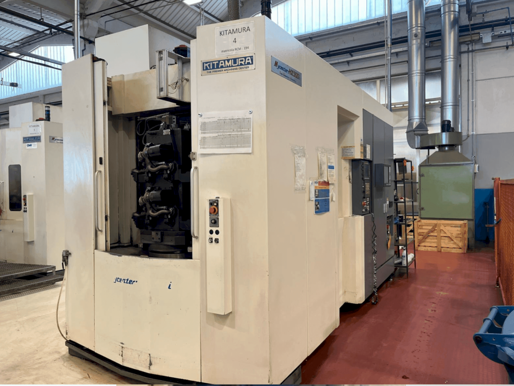 Front view of Kitamura Mycenter-HX500iTGA machine