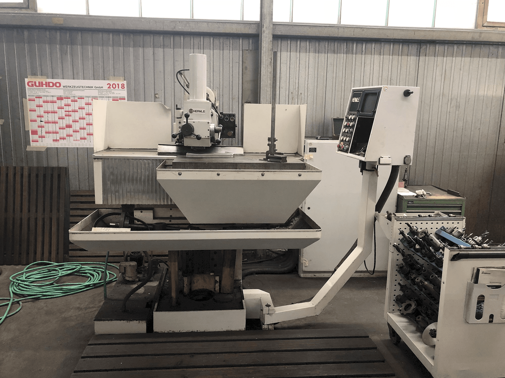 Front view of HERMLE UWF 720 Machine