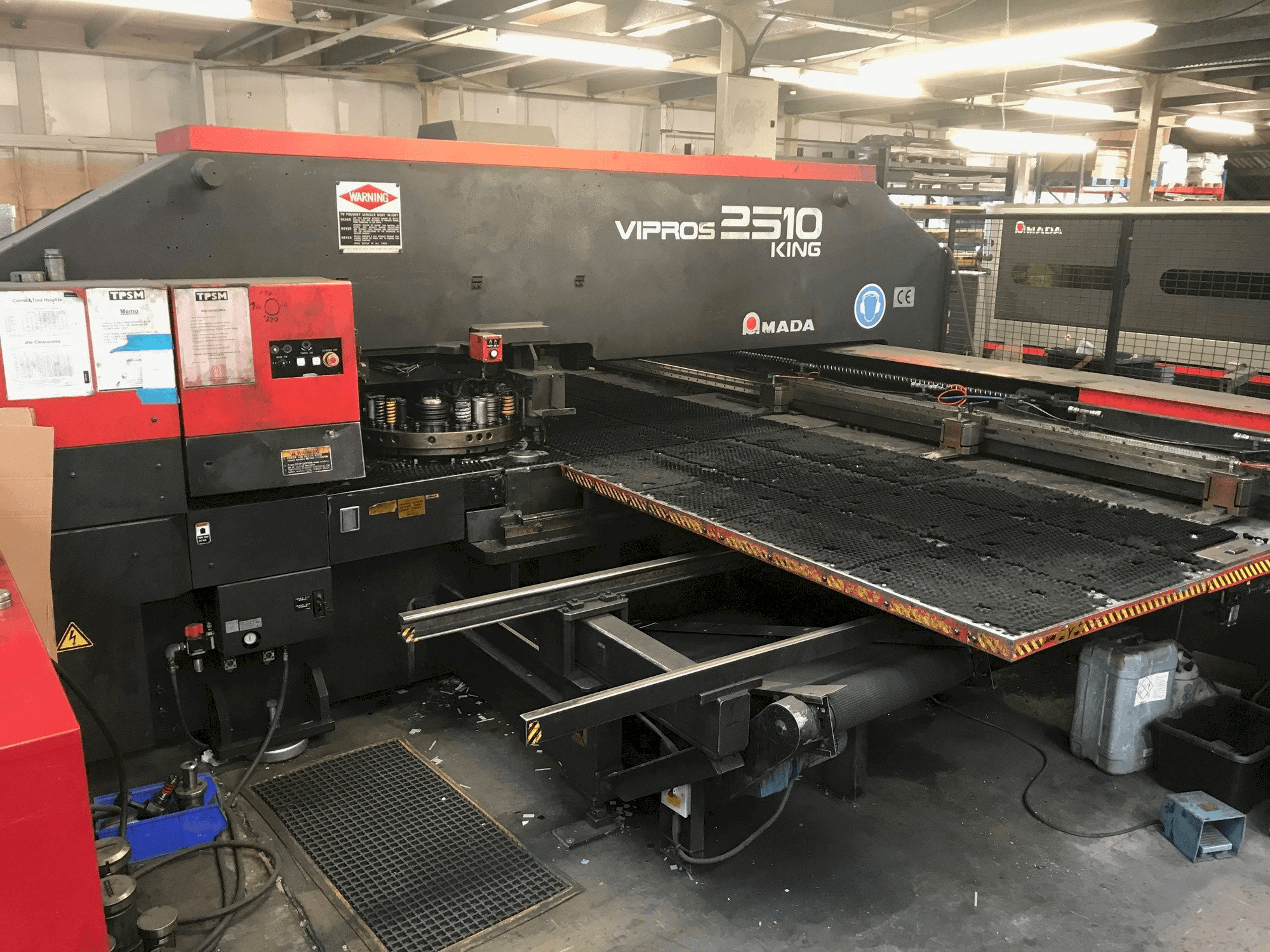 Front view of AMADA VIPROS 2510 KING machine