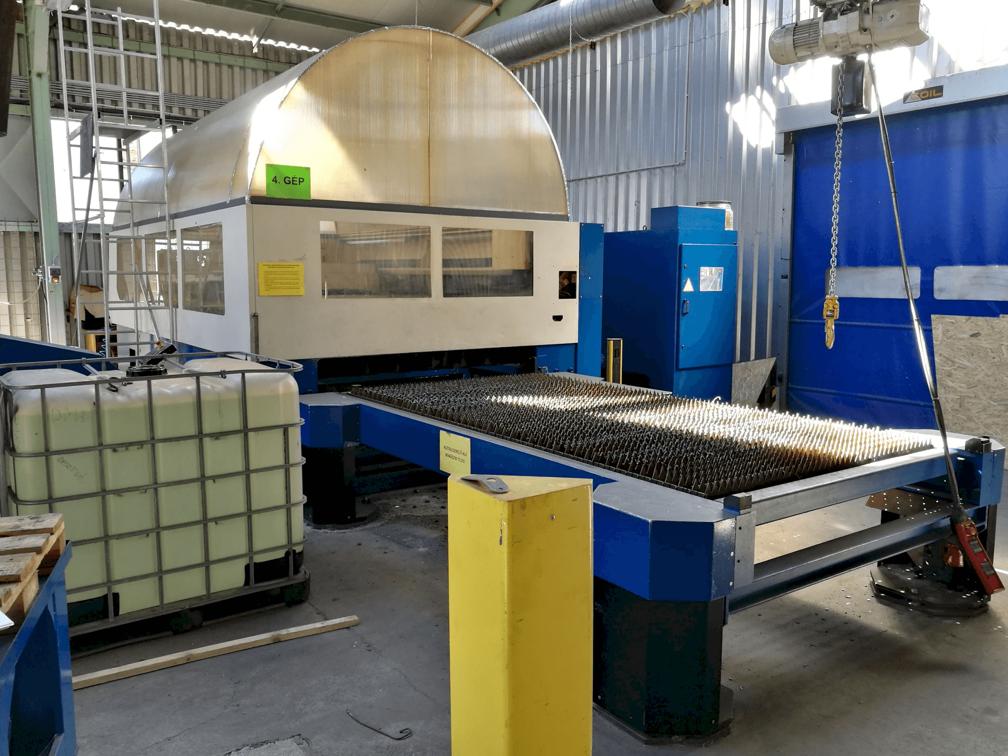 Left side view of Trumpf Trumatic L 3030 Machine