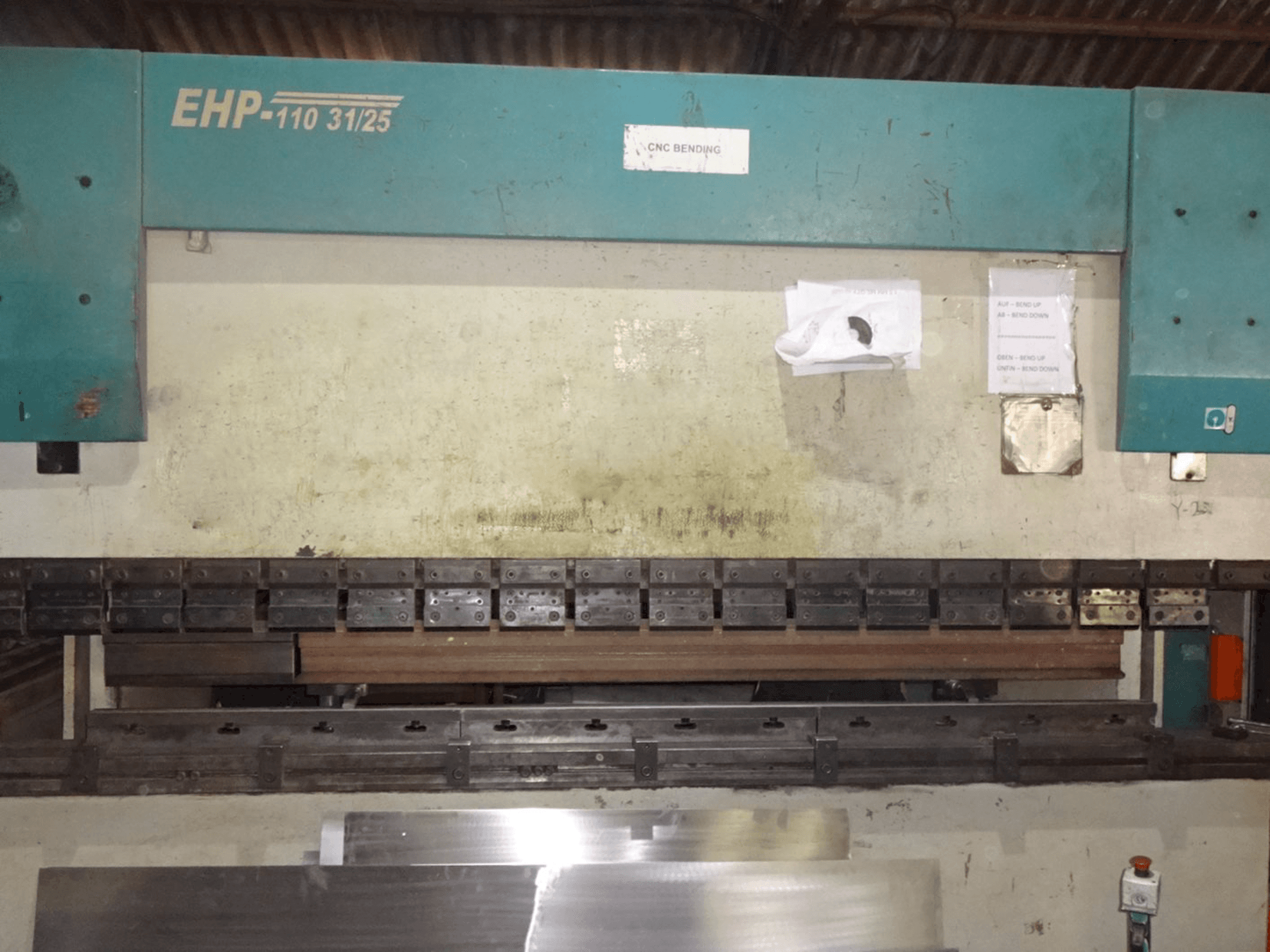 Front view of Hindustan Hydraulics EHP 110 machine