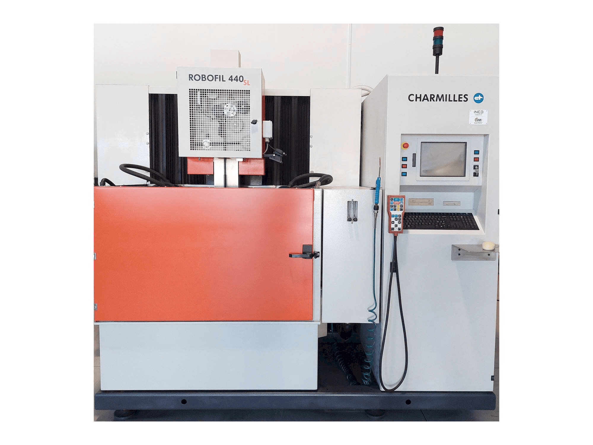 Front view of CHARMILLES ROBOFIL 440SL machine