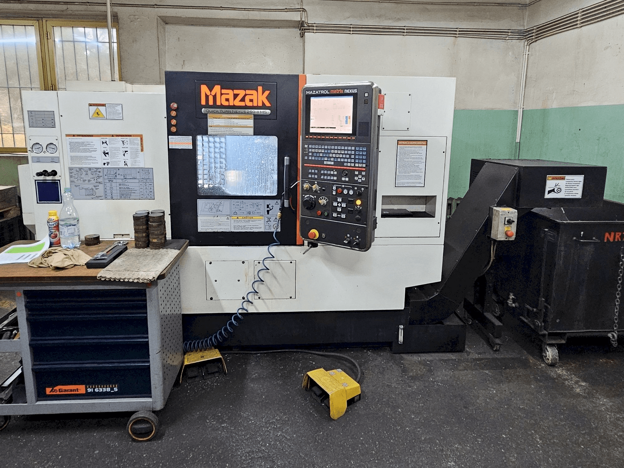 Front view of Mazak Quickturn Nexus 250-II MS machine
