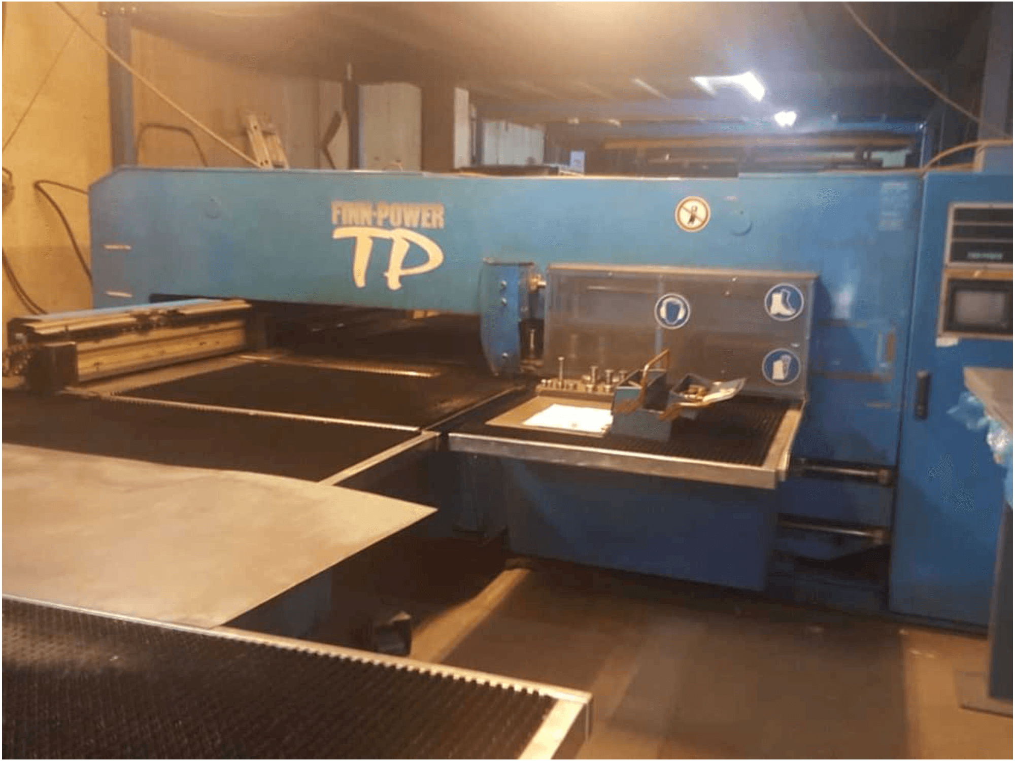 Front view of Finn-Power TP2520B1/AM machine