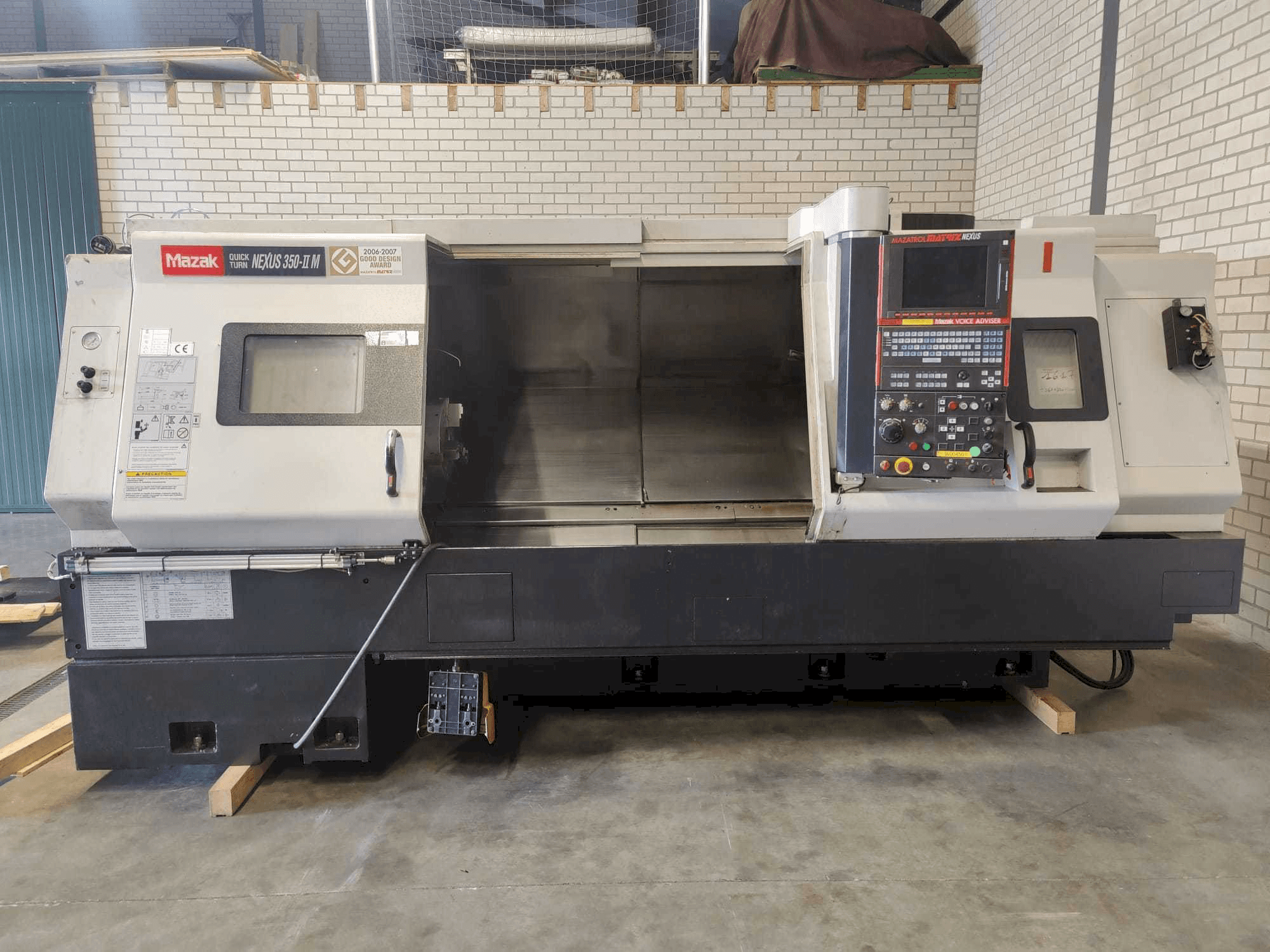 Front view of Mazak Quick Turn Nexus 350-II M machine