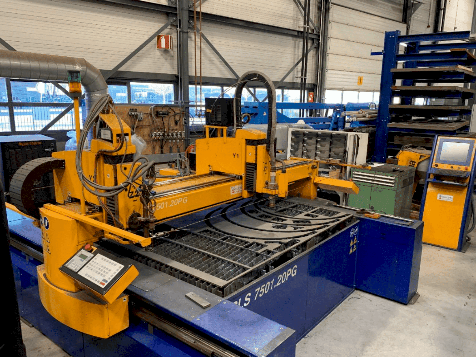 Front view of MicroStep PLS7501.20PG machine