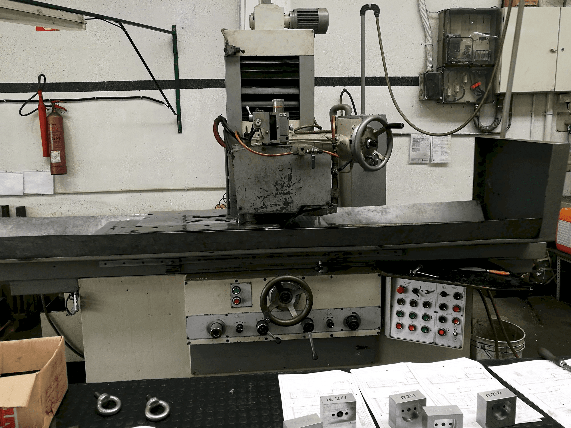 Front view of Hidro-Precis RSPA-1200 machine