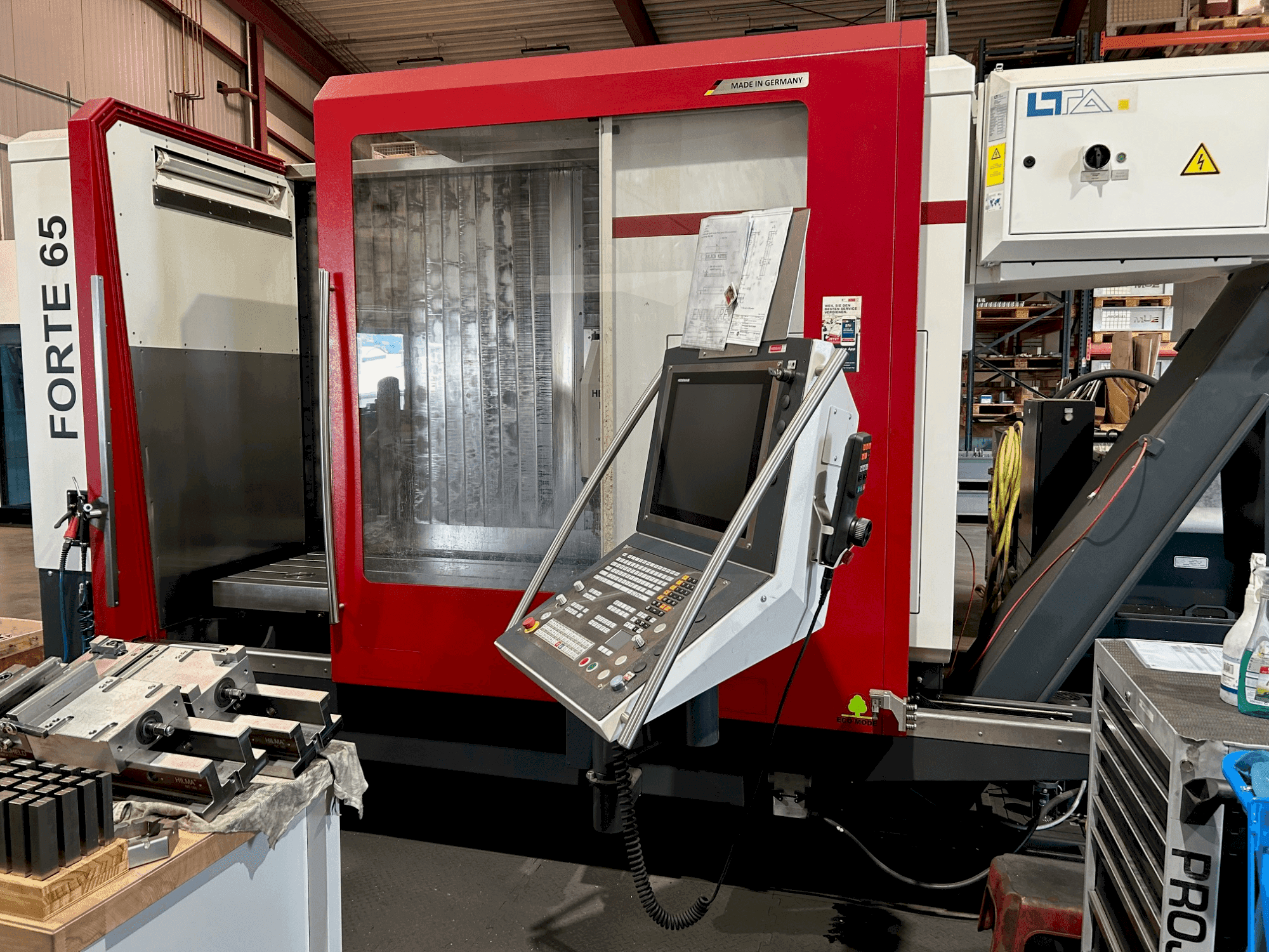 Front view of HEDELIUS Forte 65 Single 1320 machine