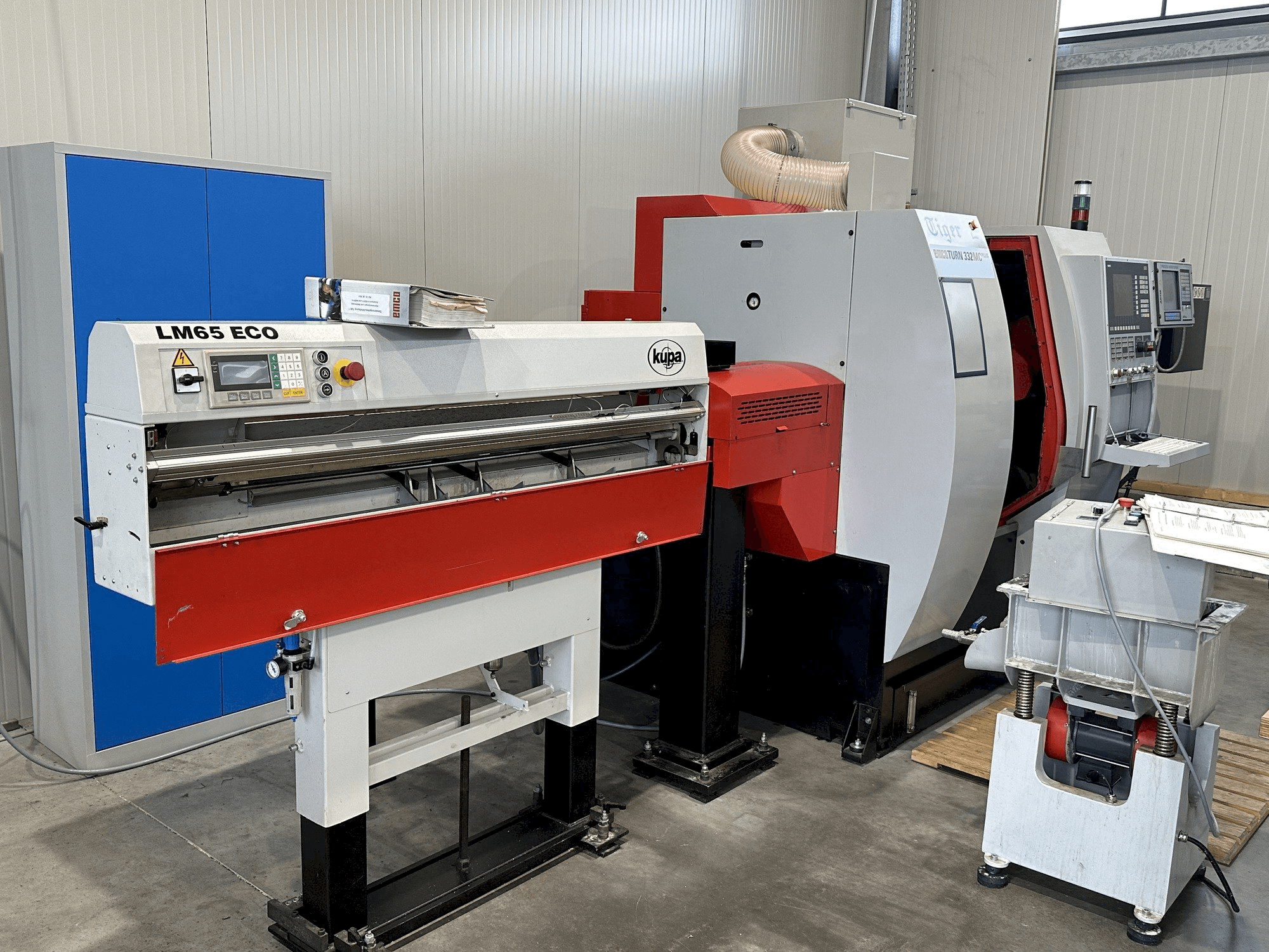 Front view of EMCO Turn 332 MC machine