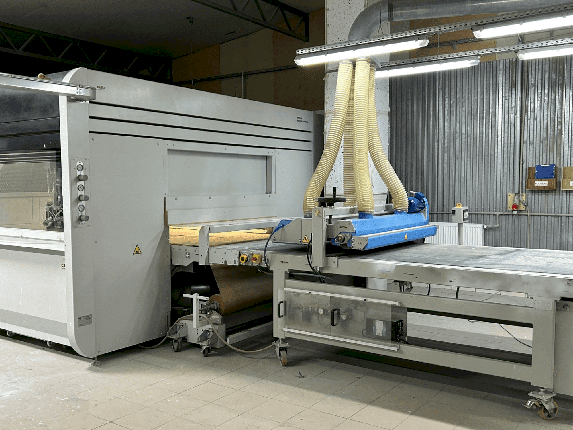 Front view of CEFLA MITO K machine