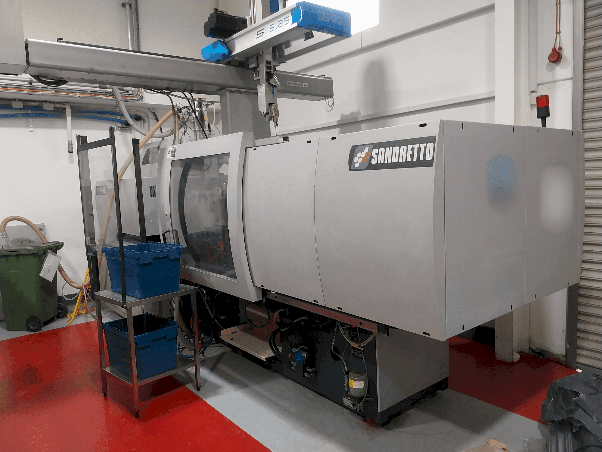 Front view of SANDRETTO EL 150/485 machine