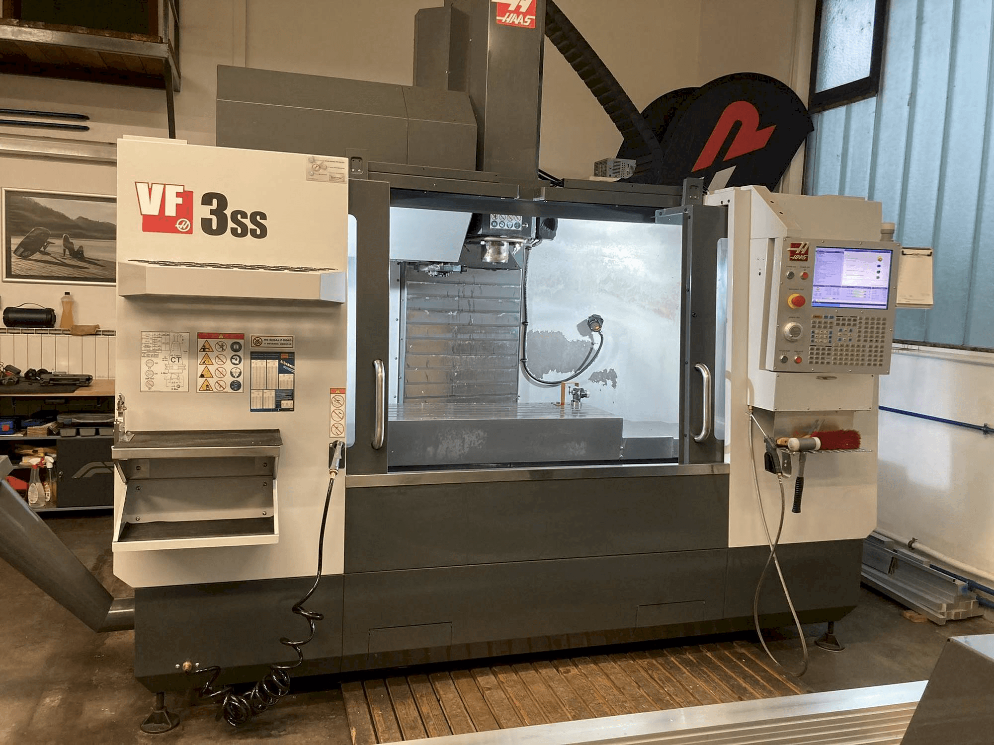 Front view of HAAS VF 3 SS machine