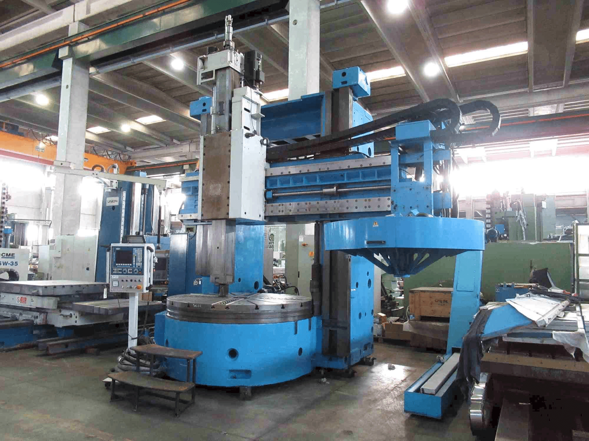 Front view of Titan SC 22 CNC machine