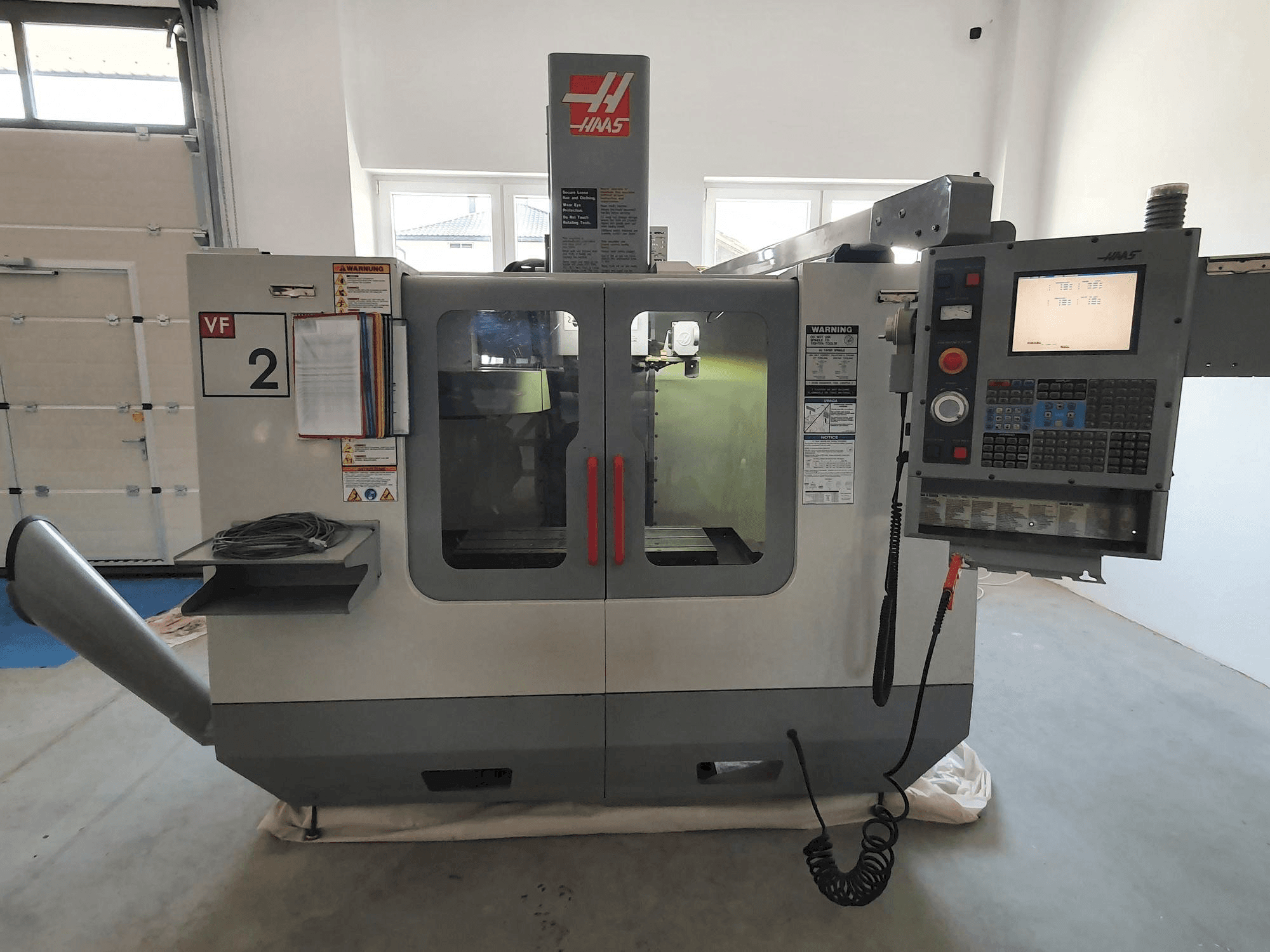 Front view of HAAS VF-2BHE machine