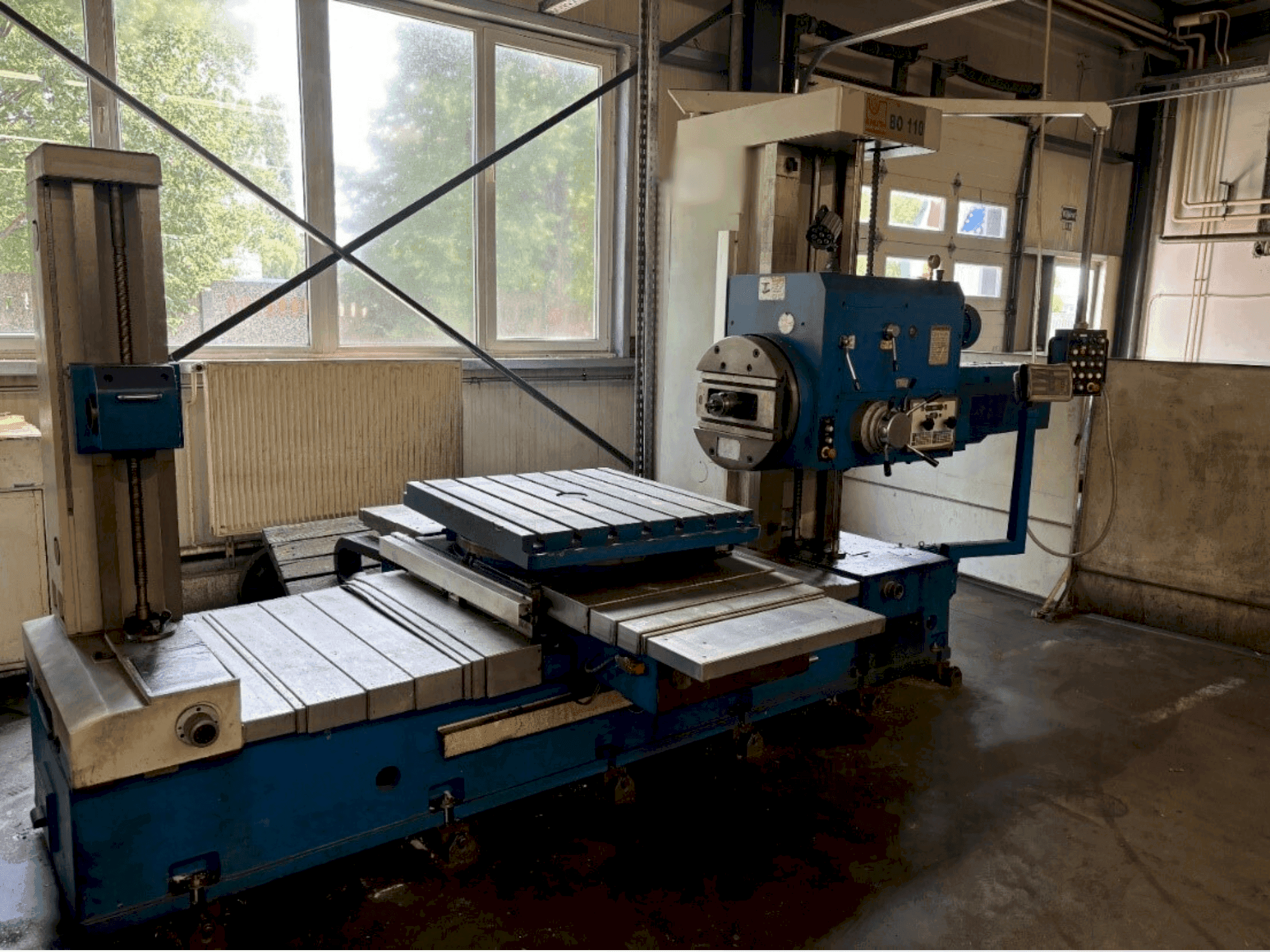 Front view of KNUTH BO 110 machine