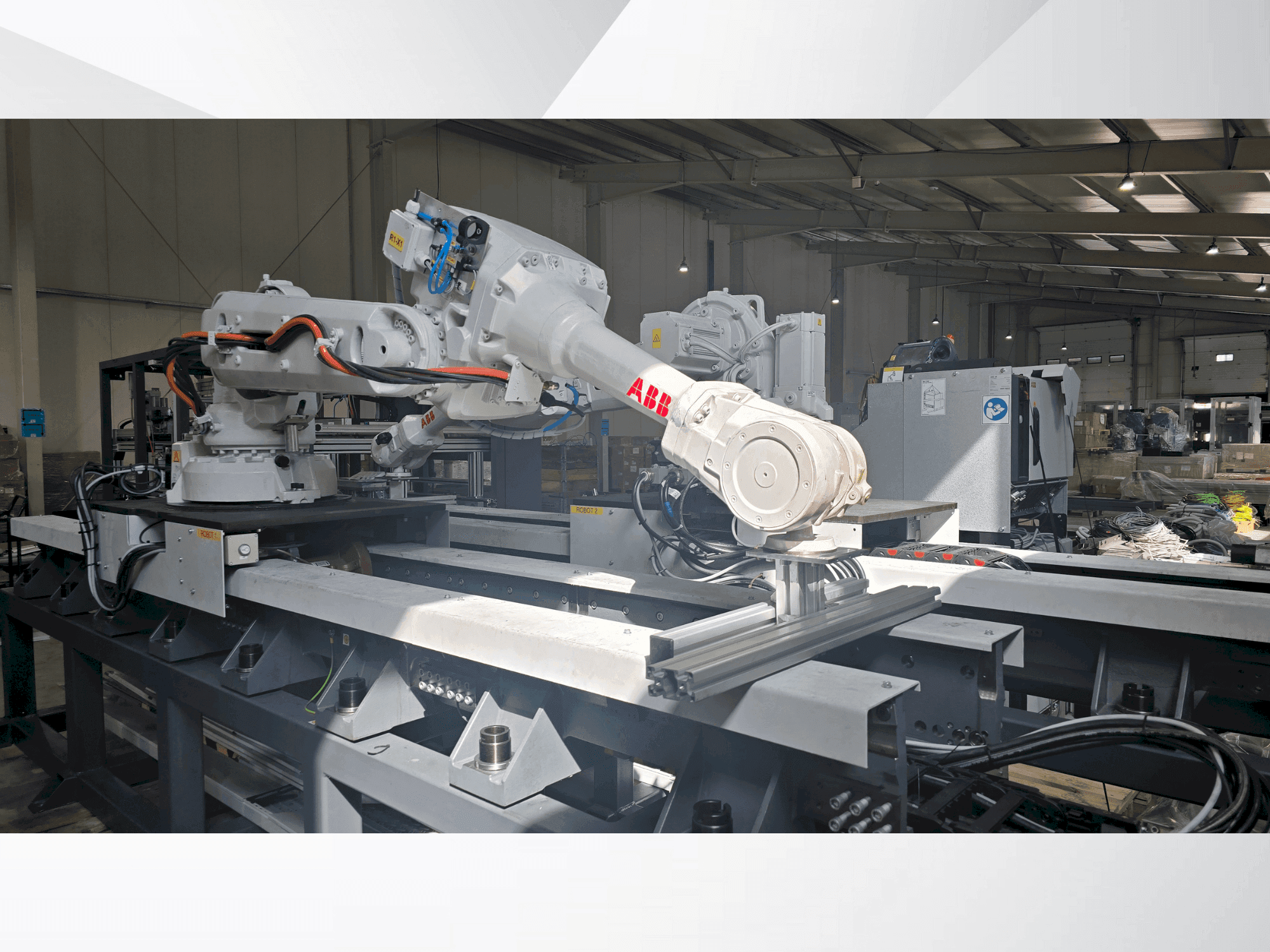 Front view of ABB IRB 4600-60/2.05 machine