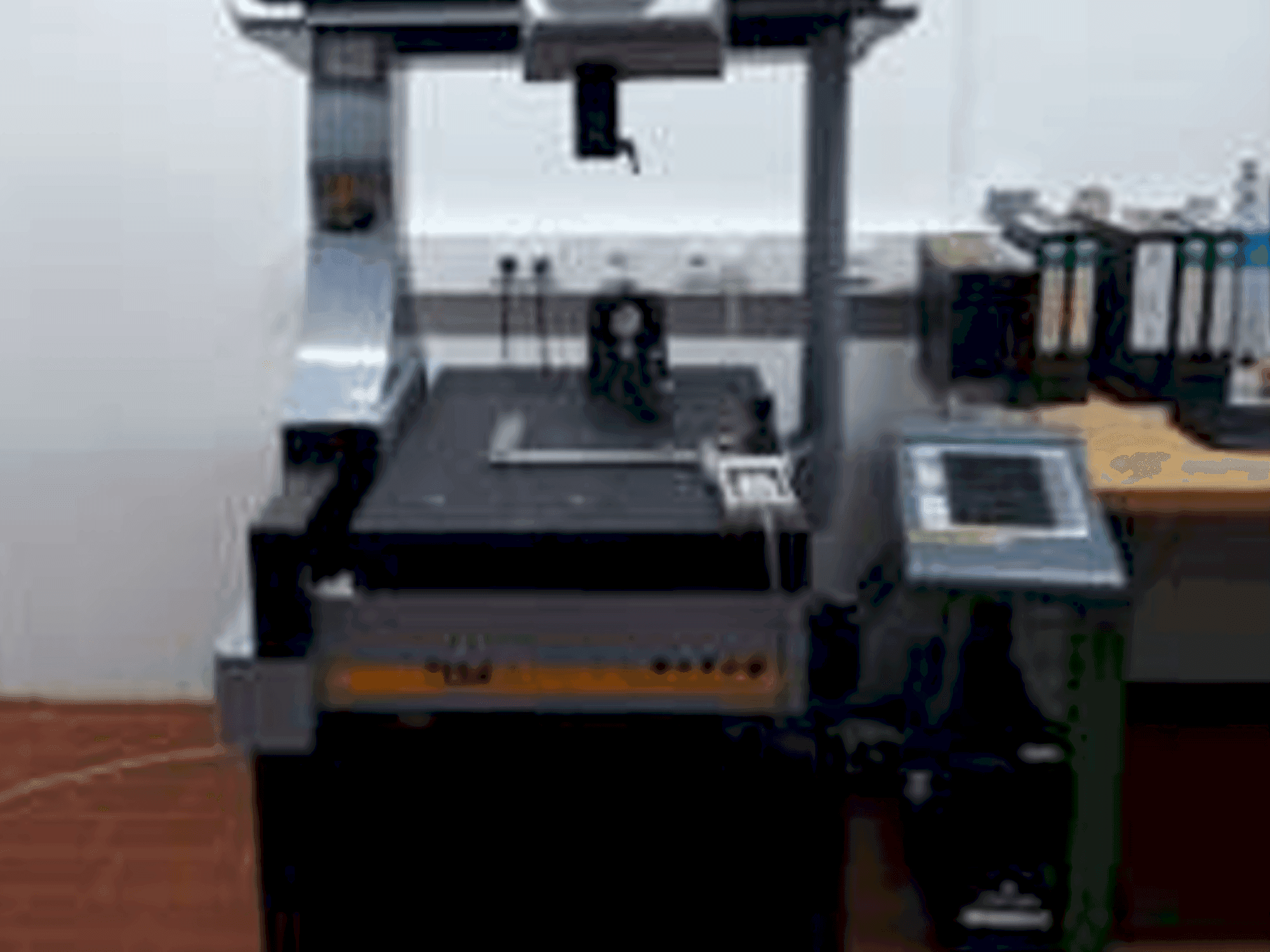Front view of TESA Micro-Hite MH3D Recorder 454 Tesaslar-i machine