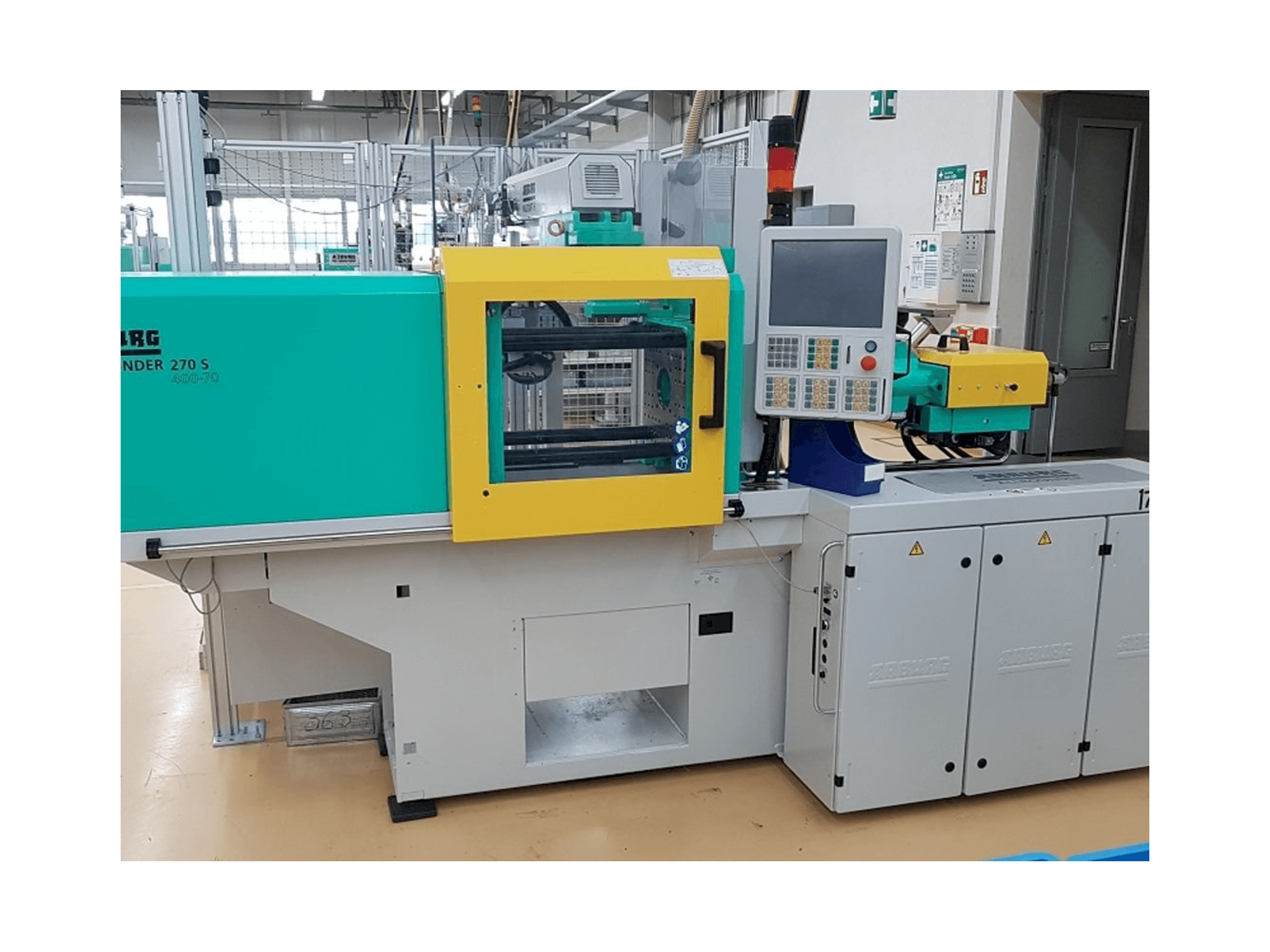 Front view of Arburg SGM 270 S 400-70 machine