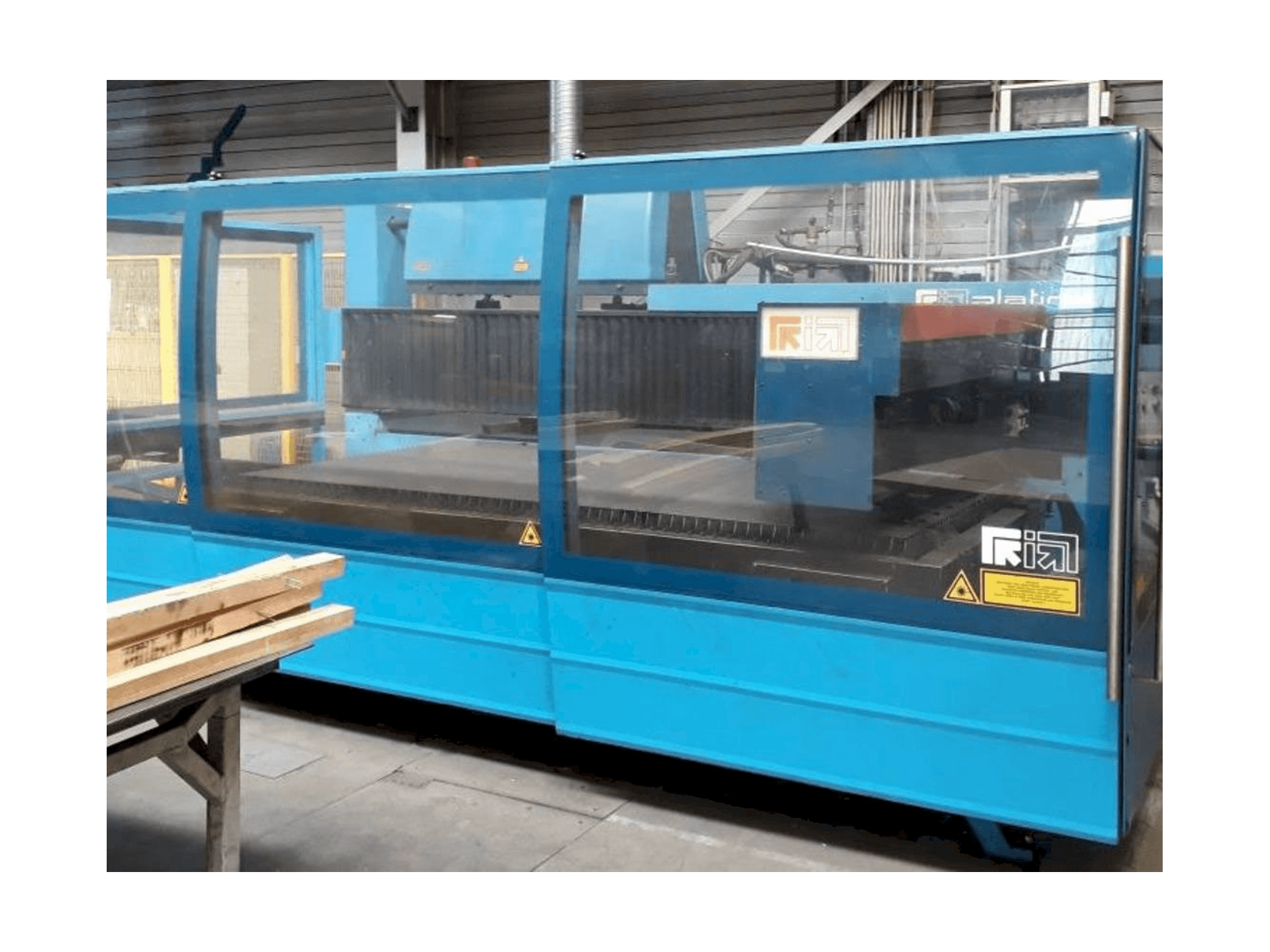 Front view of Prima Industrie Platino 1530 machine